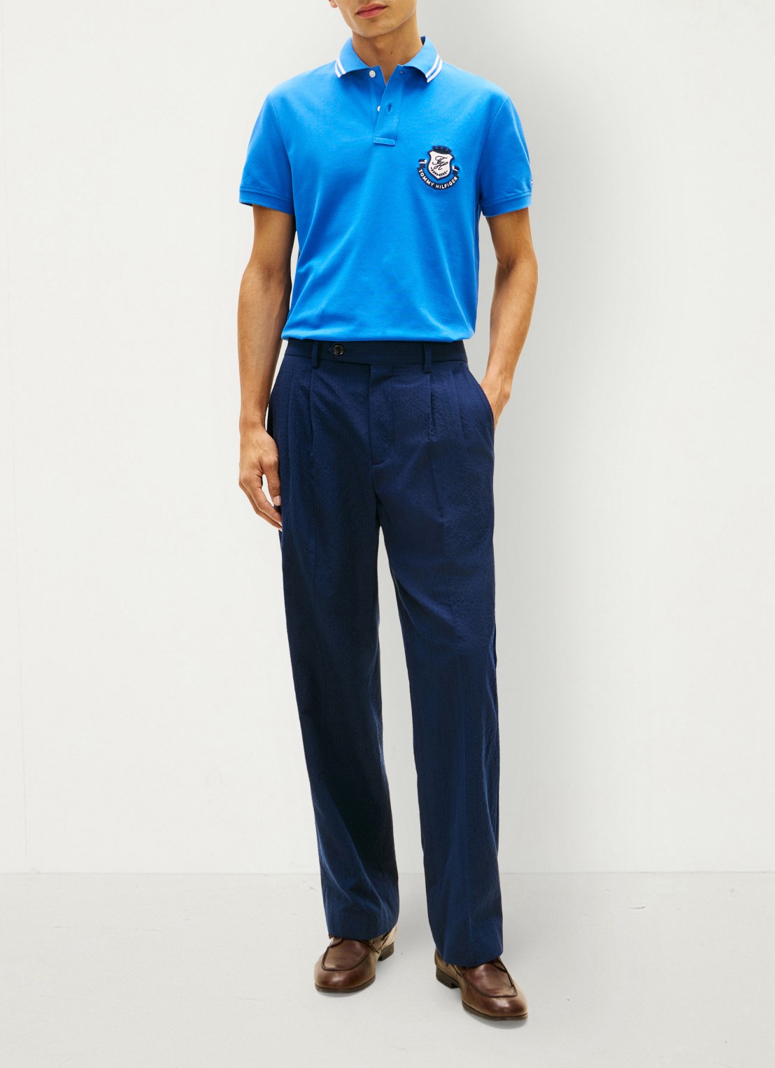 Tommy Hilfiger Regular fit polo met logoborduring - voorkant 3 royaalblauw