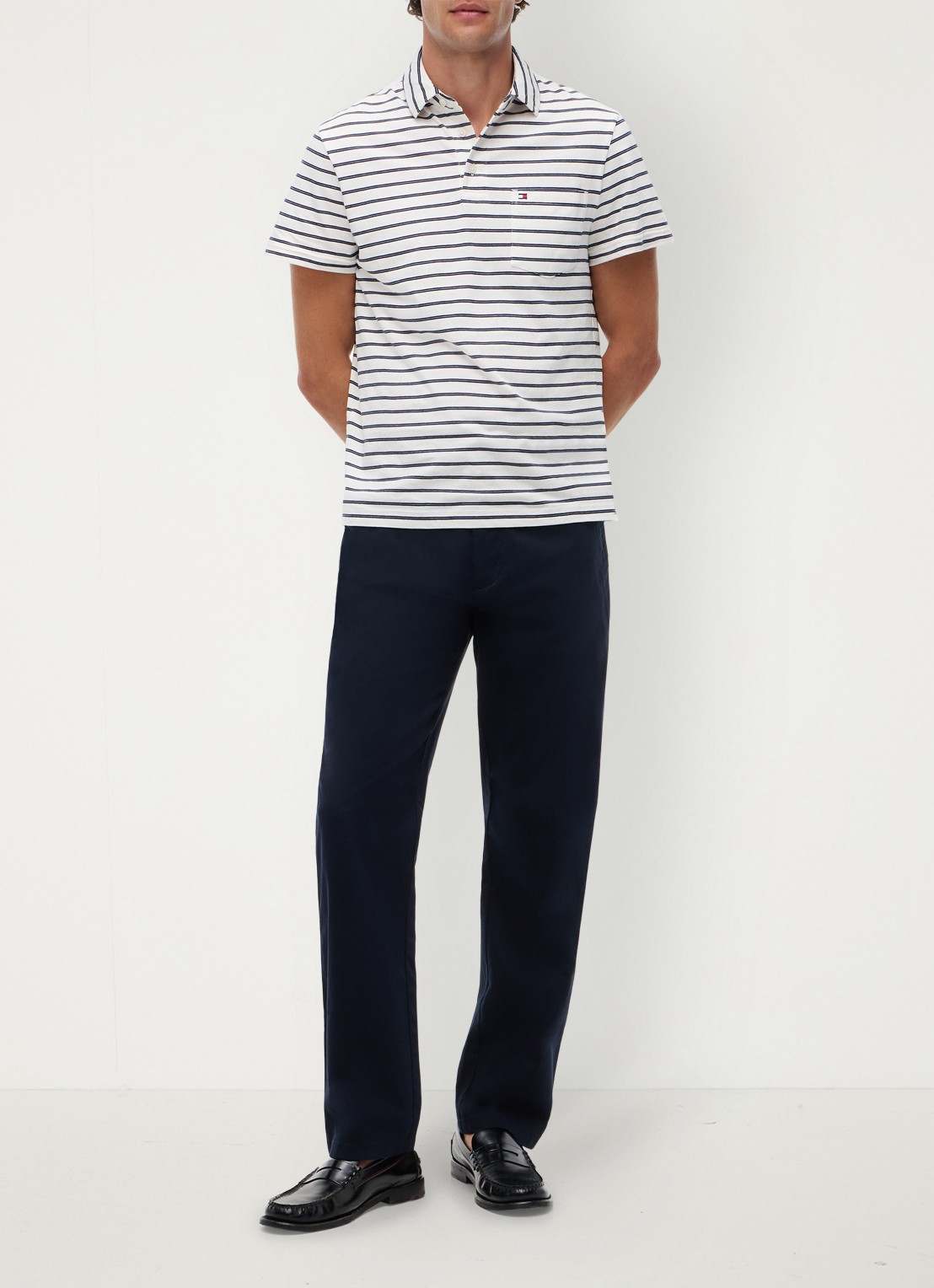 Tommy Hilfiger Regular fit polo met streepprint en borstzak - voorkant 3 gebroken wit