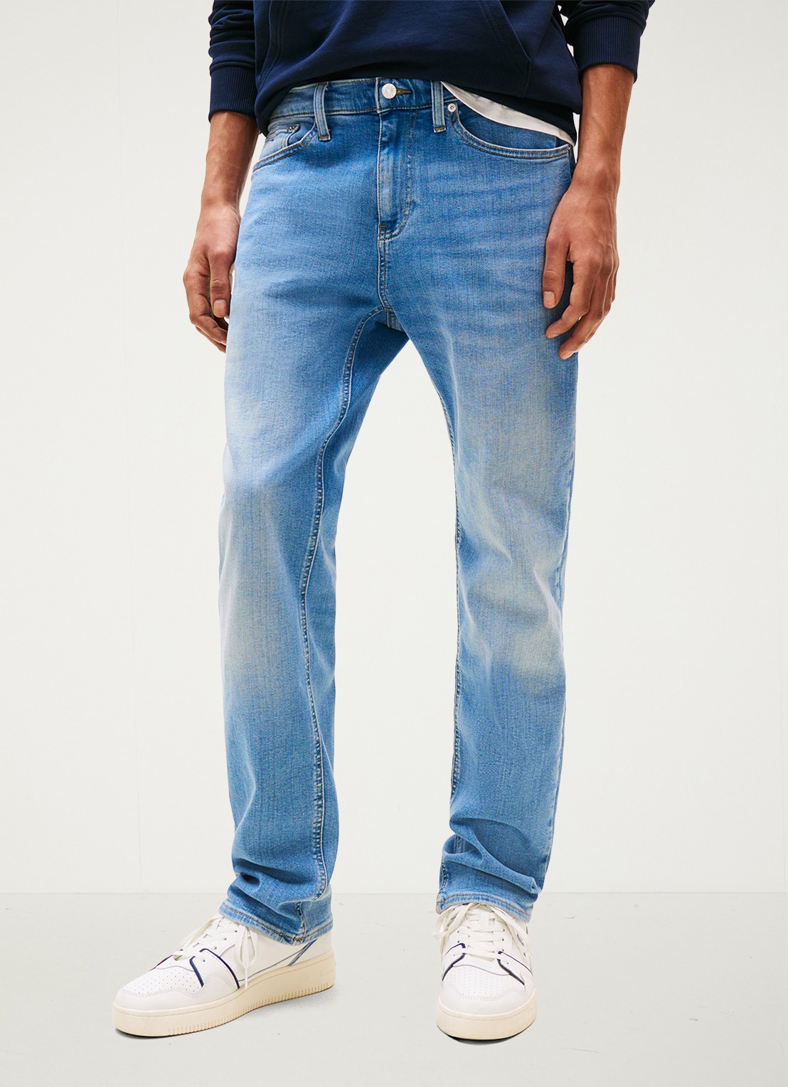 Tommy Hilfiger Ryan slim fit jeans met lichte wassing - detail 4 indigo