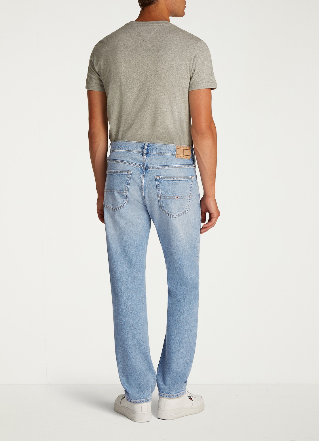 Tommy Hilfiger Ryan slim leg jeans met steekzakken - achterkant indigo