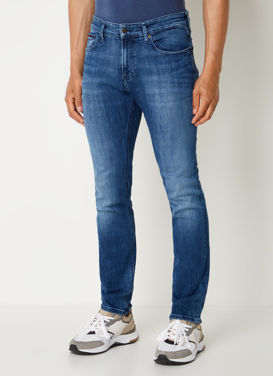 Tommy Hilfiger Scanton slim fit jeans met medium wassing - detail 2 indigo