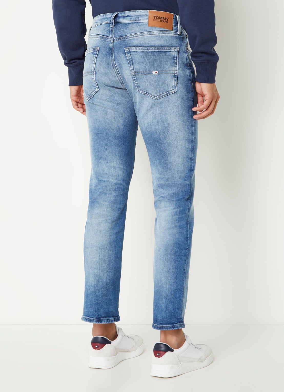 Tommy Hilfiger Scanton slim fit jeans met medium wassing - achterkant 3 jeans