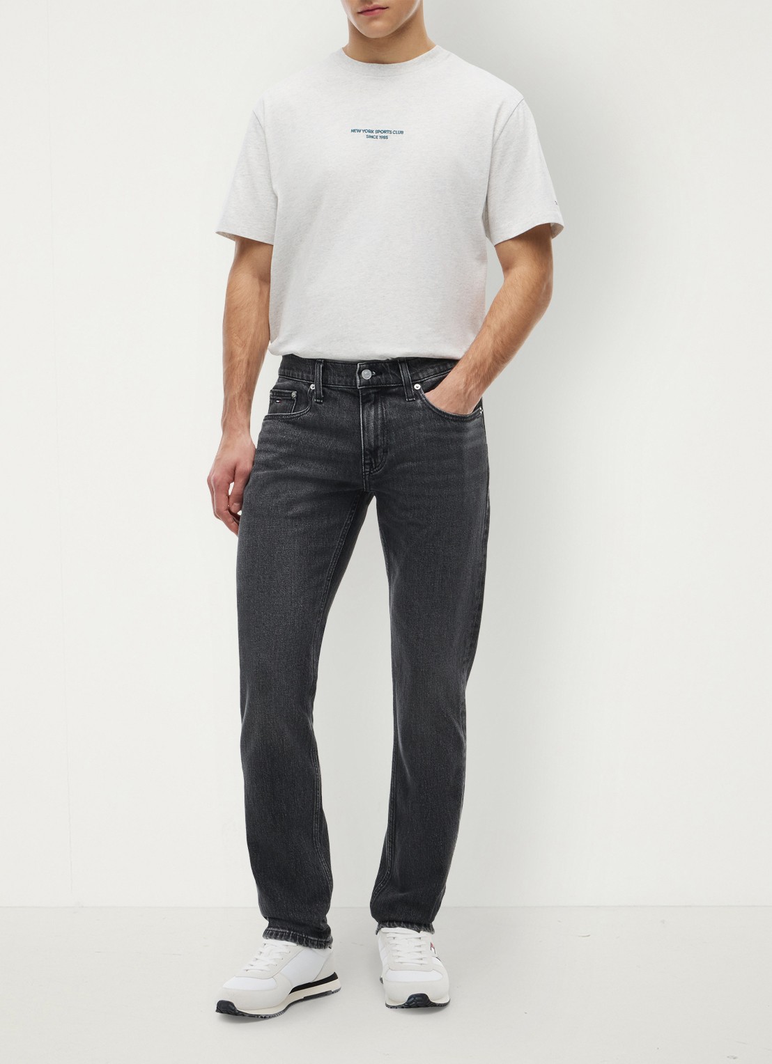 Tommy Hilfiger Slim fit jeans met gekleurde wassing - voorkant 2 zwart