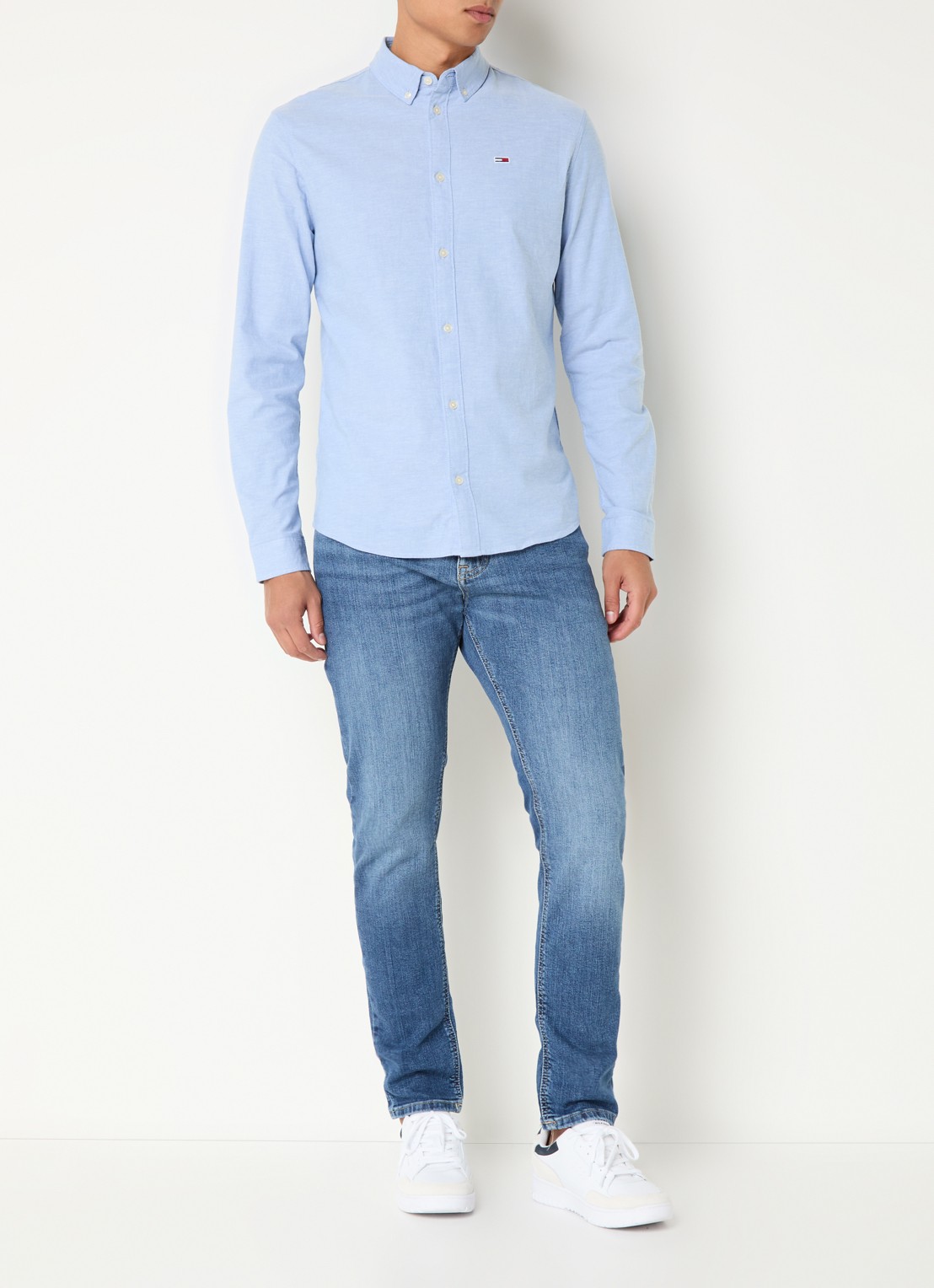 Tommy Hilfiger Slim fit overhemd met logoborduring - voorkant 3 lichtblauw