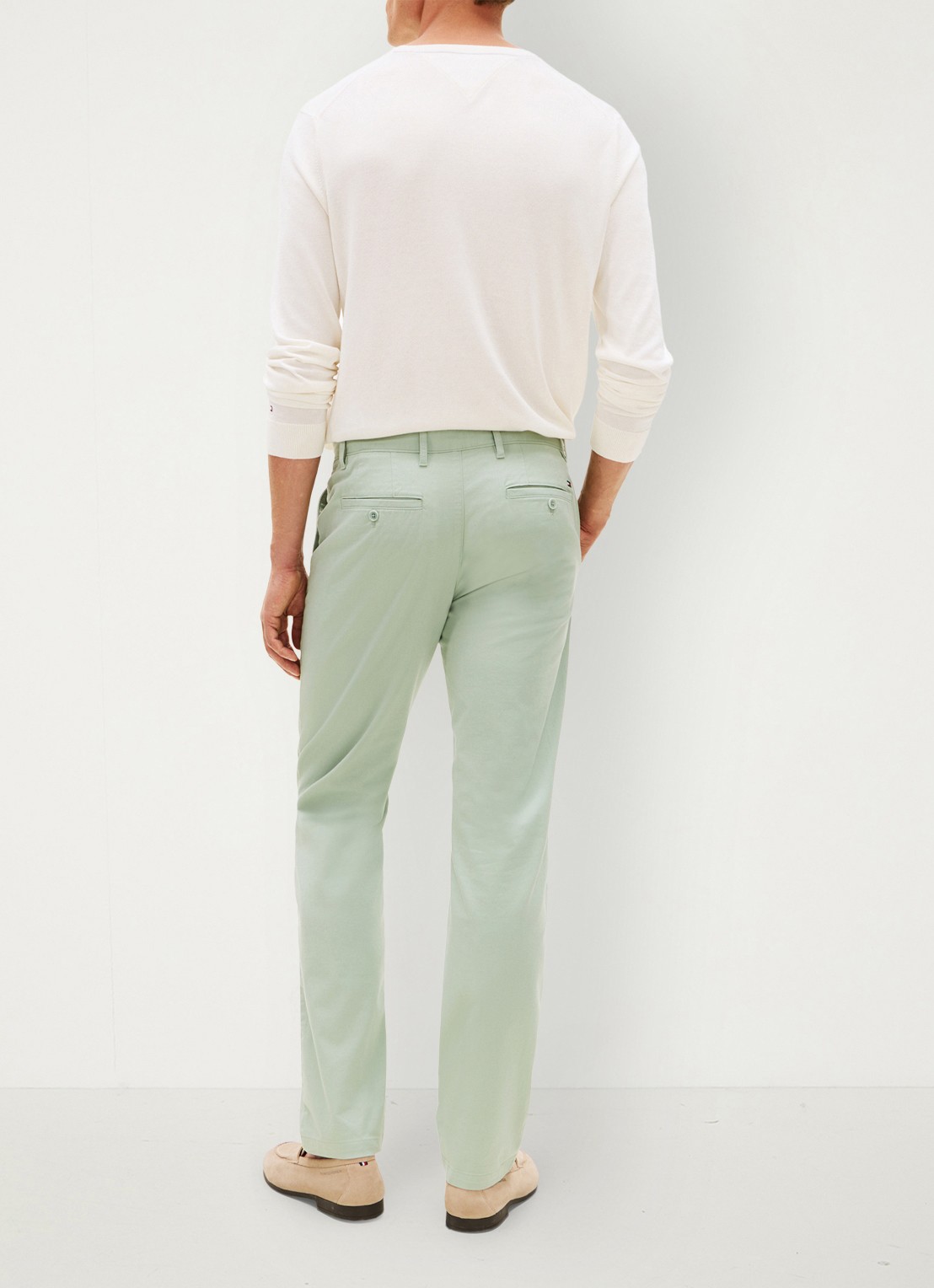 Tommy Hilfiger Straight fit chino met steekzakken - achterkant lichtgroen
