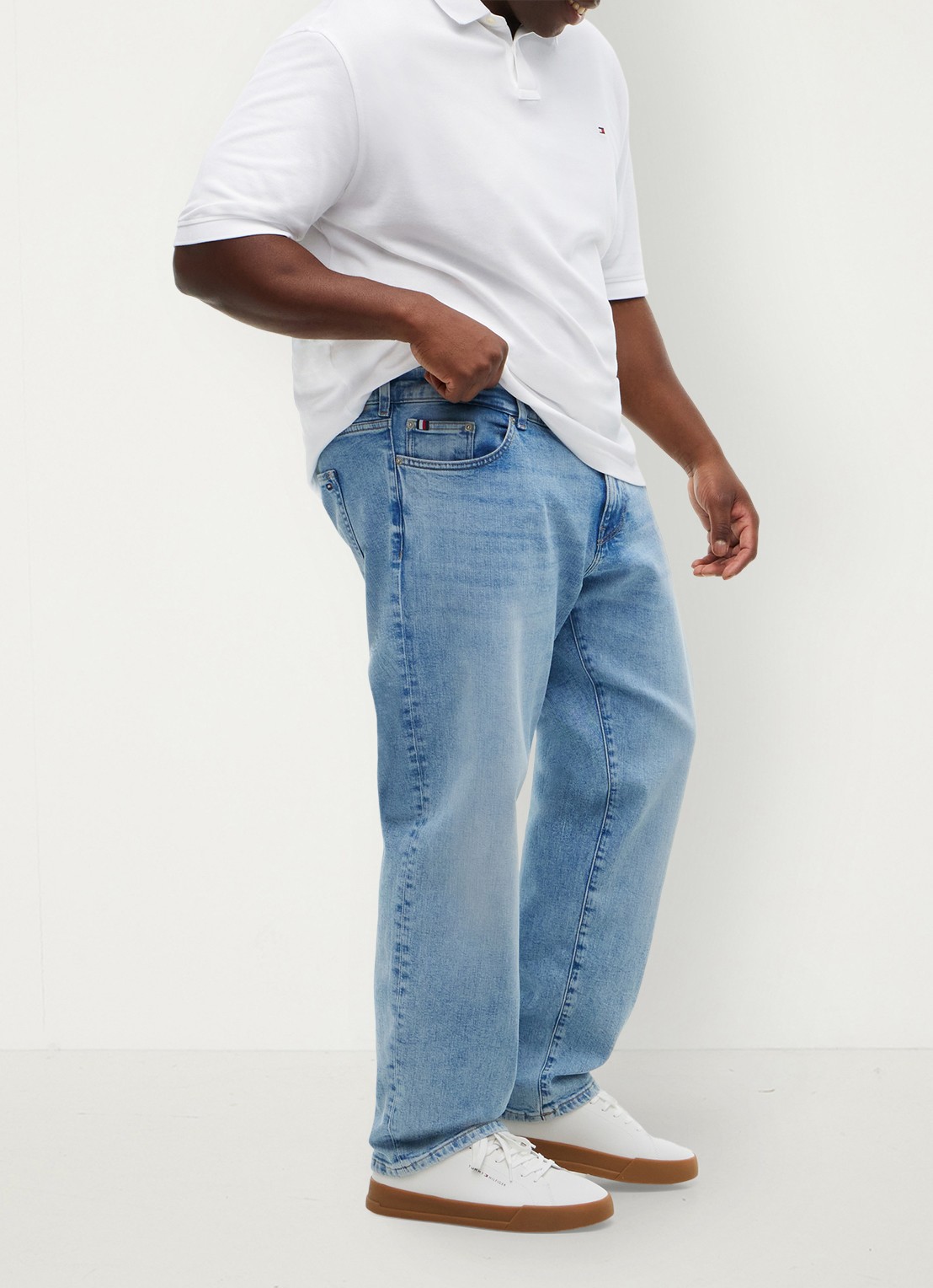 Tommy Hilfiger Straight fit jeans met lichte wassing - detail 6 denim