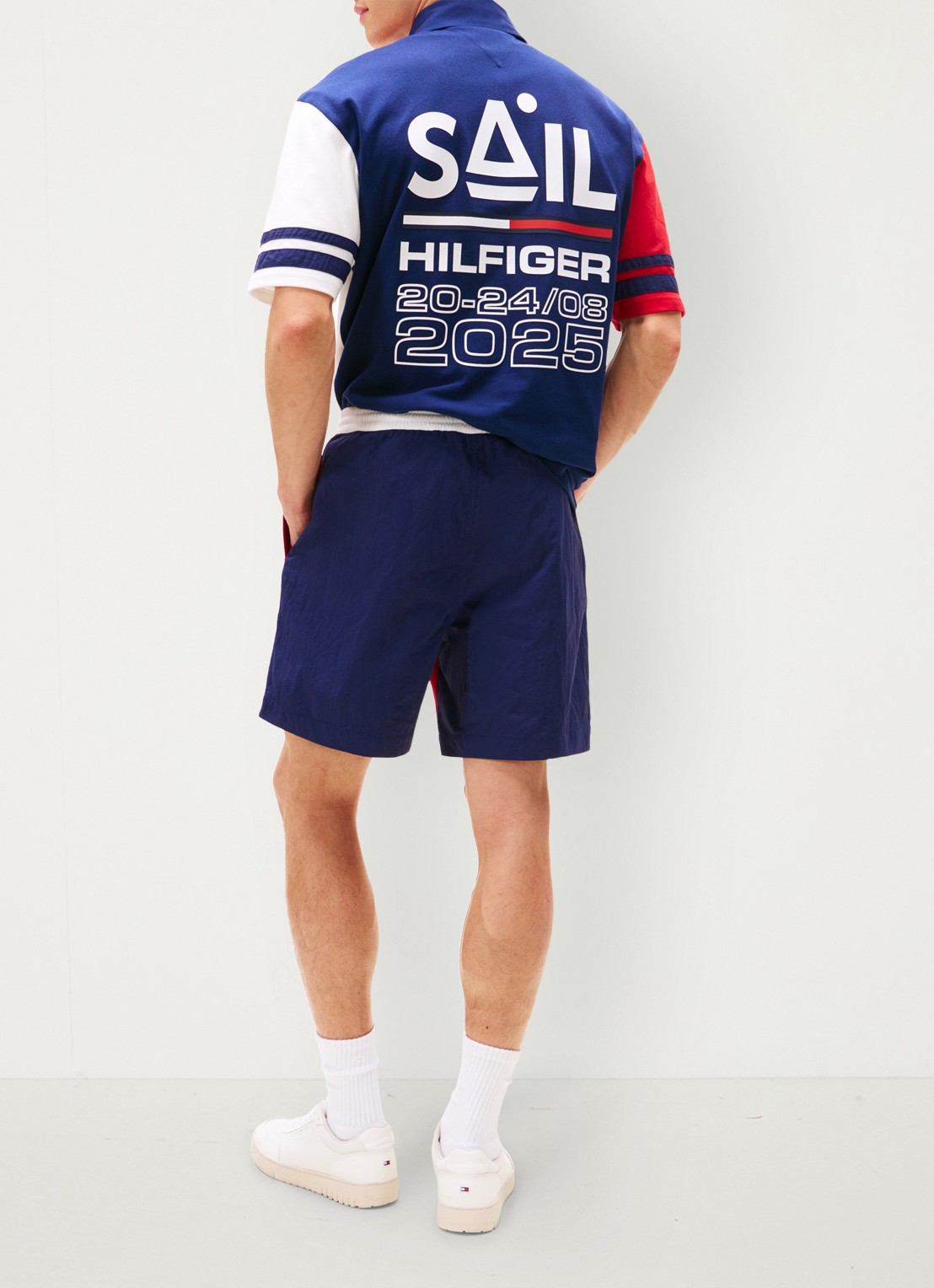 Tommy Hilfiger Straight fit korte broek met logo en steekzakken - achterkant rood