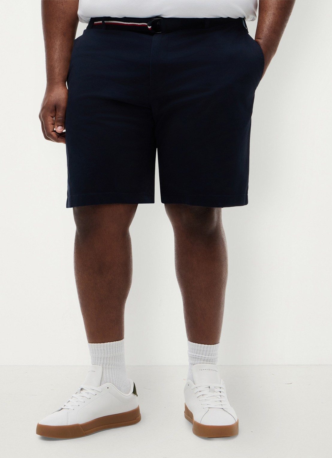 Tommy Hilfiger Straight fit korte chino in katoenblend - detail 2 donkerblauw