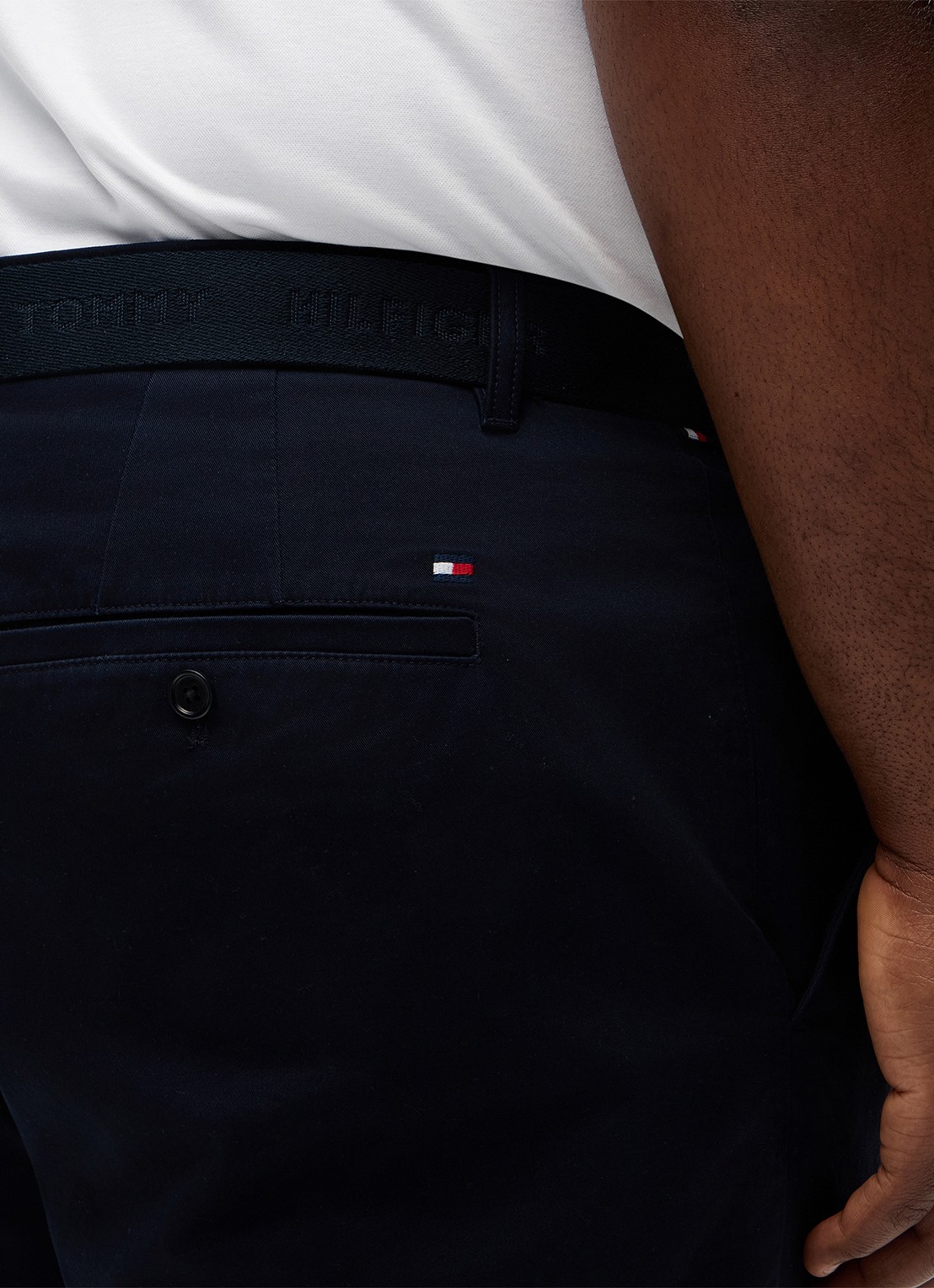 Tommy Hilfiger Straight fit korte chino in katoenblend - detail 3 donkerblauw