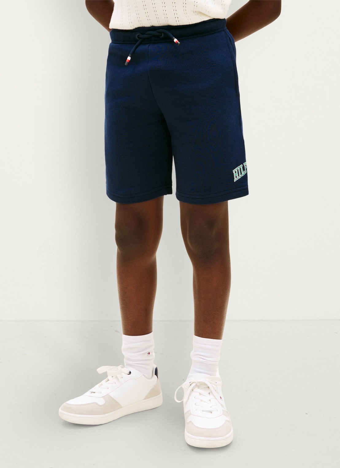 Tommy Hilfiger Straight fit korte joggingbroek met steekzakken - detail 3 donkerblauw