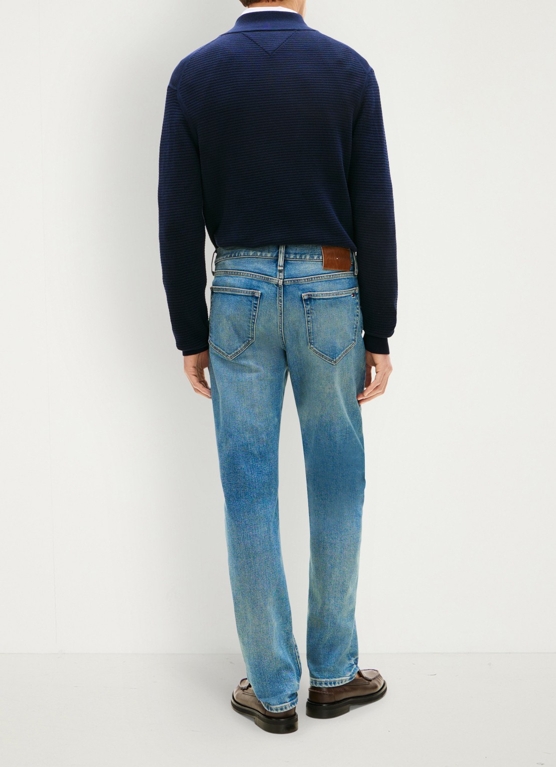 Tommy Hilfiger Straight leg jeans met steekzakken - achterkant 5 denim