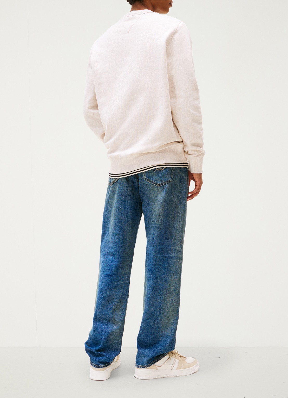 Tommy Hilfiger Sweater met logo - achterkant 3 beige