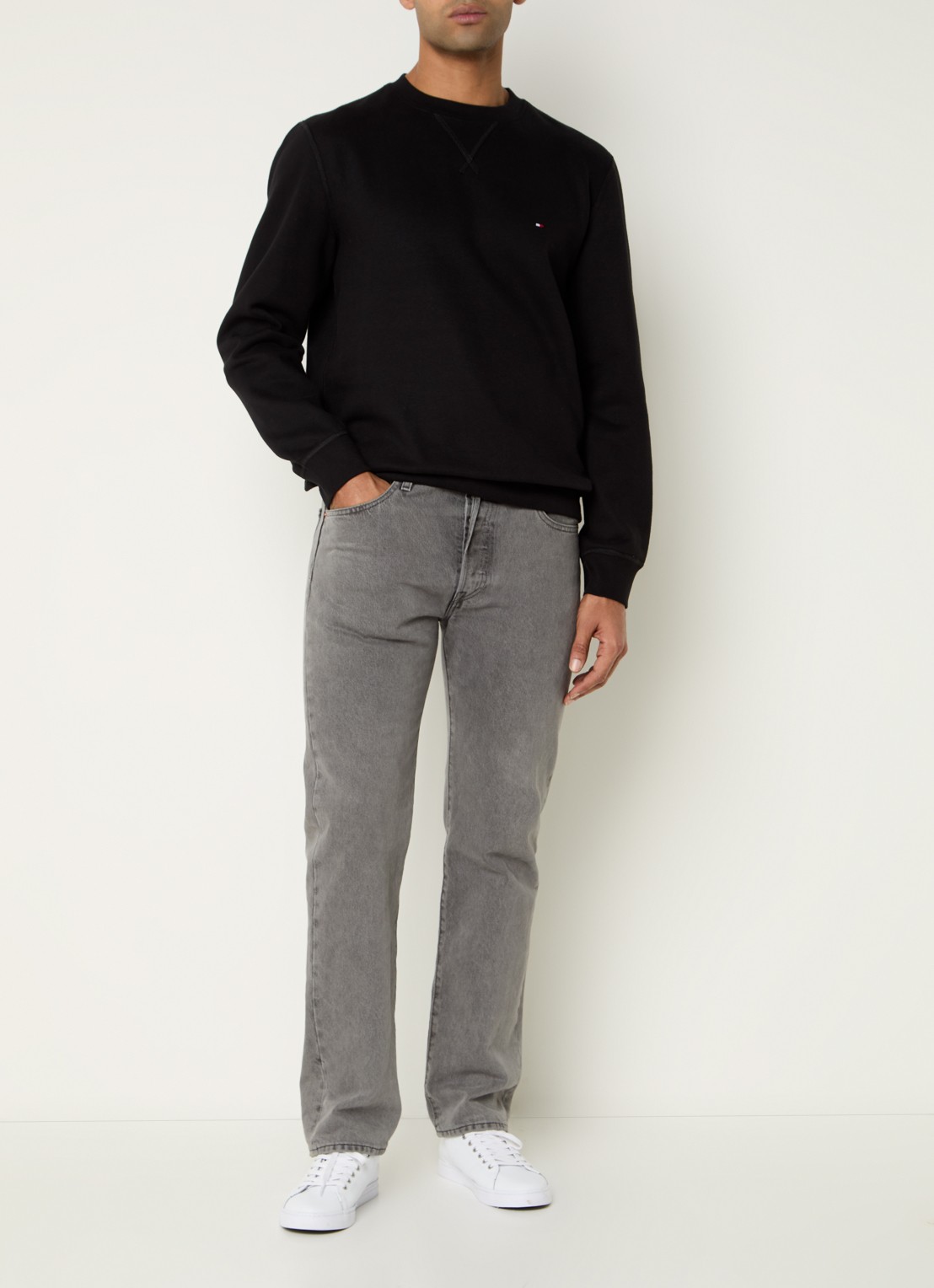Tommy Hilfiger Sweater met logoborduring - voorkant 2 zwart