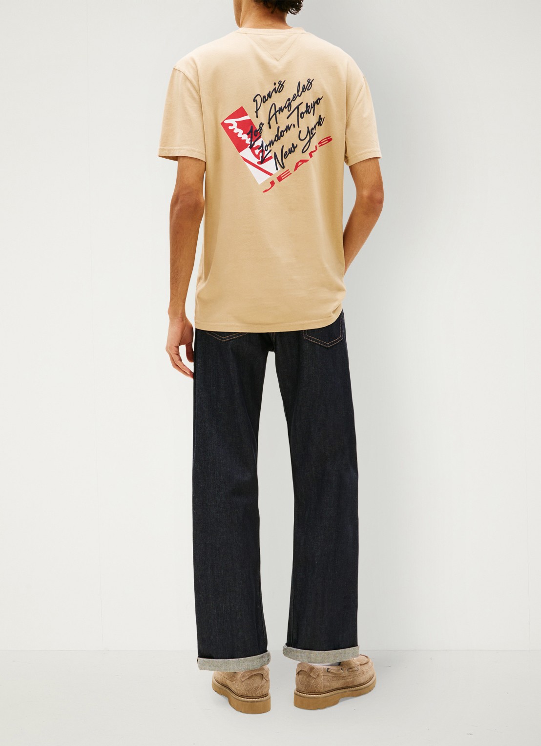 Tommy Hilfiger T-shirt met logo- en backprint - achterkant beige