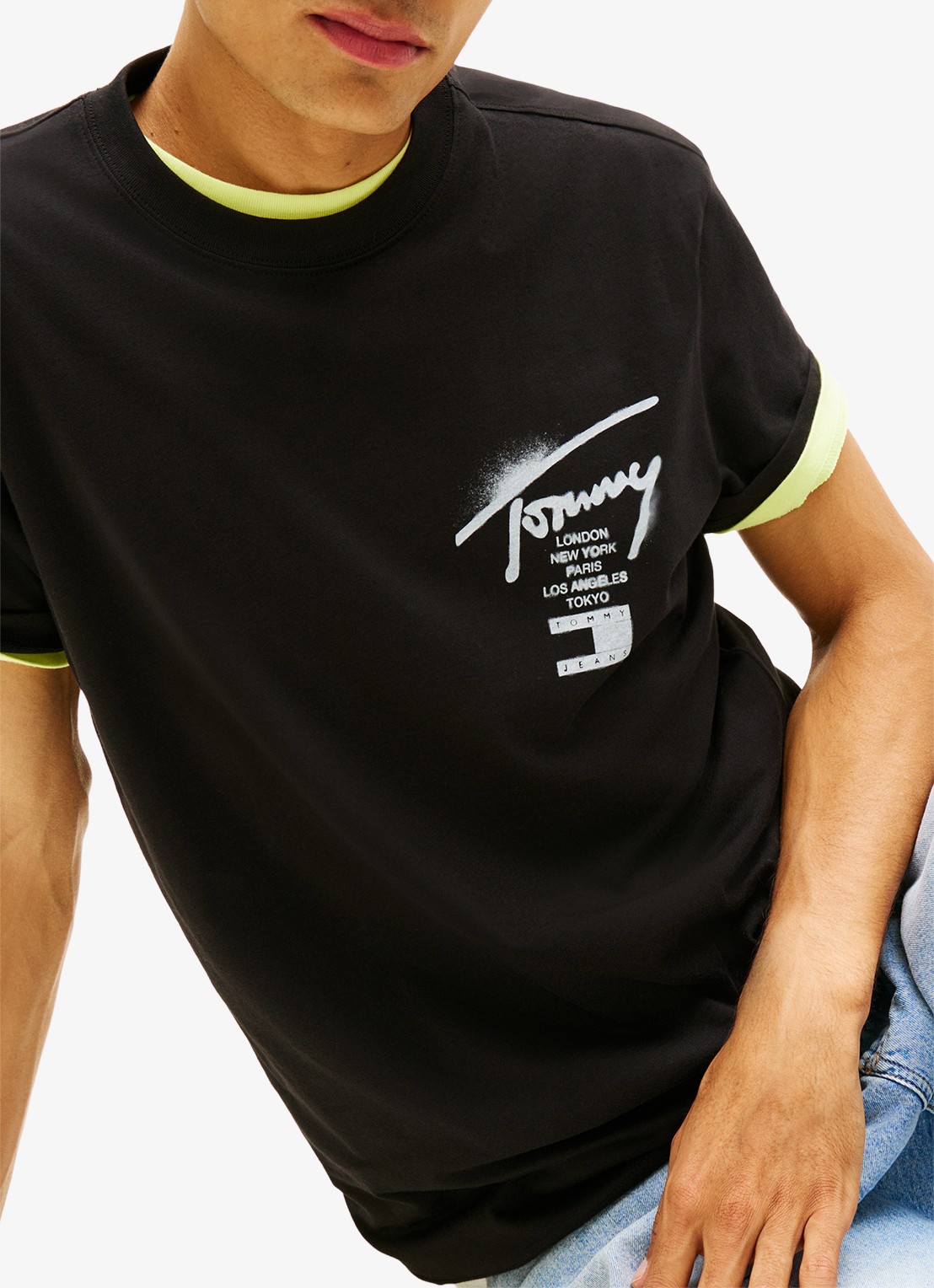 Tommy Hilfiger T-shirt met logo- en backprint - detail 2 zwart