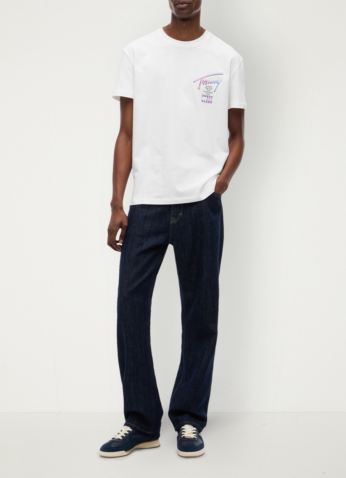 Tommy Hilfiger T-shirt met logo- en backprint - voorkant 2 ecru-ybl