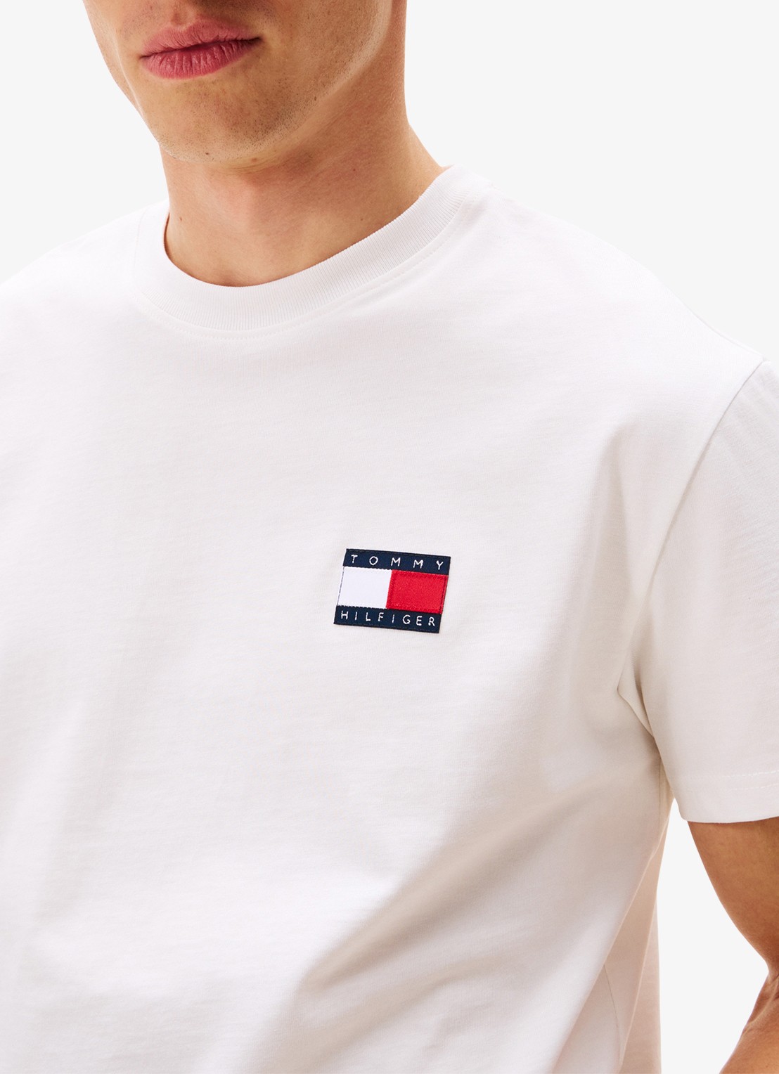 Tommy Hilfiger T-shirt met logo- en backprint - detail 2 wit