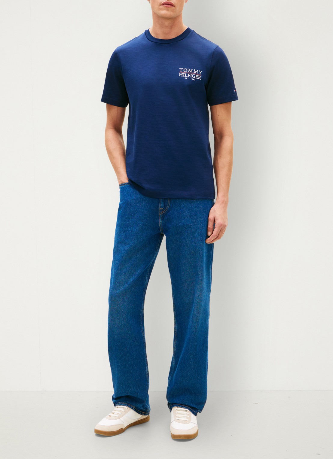 Tommy Hilfiger T-shirt met logo- en backprint - voorkant 2 donkerblauw