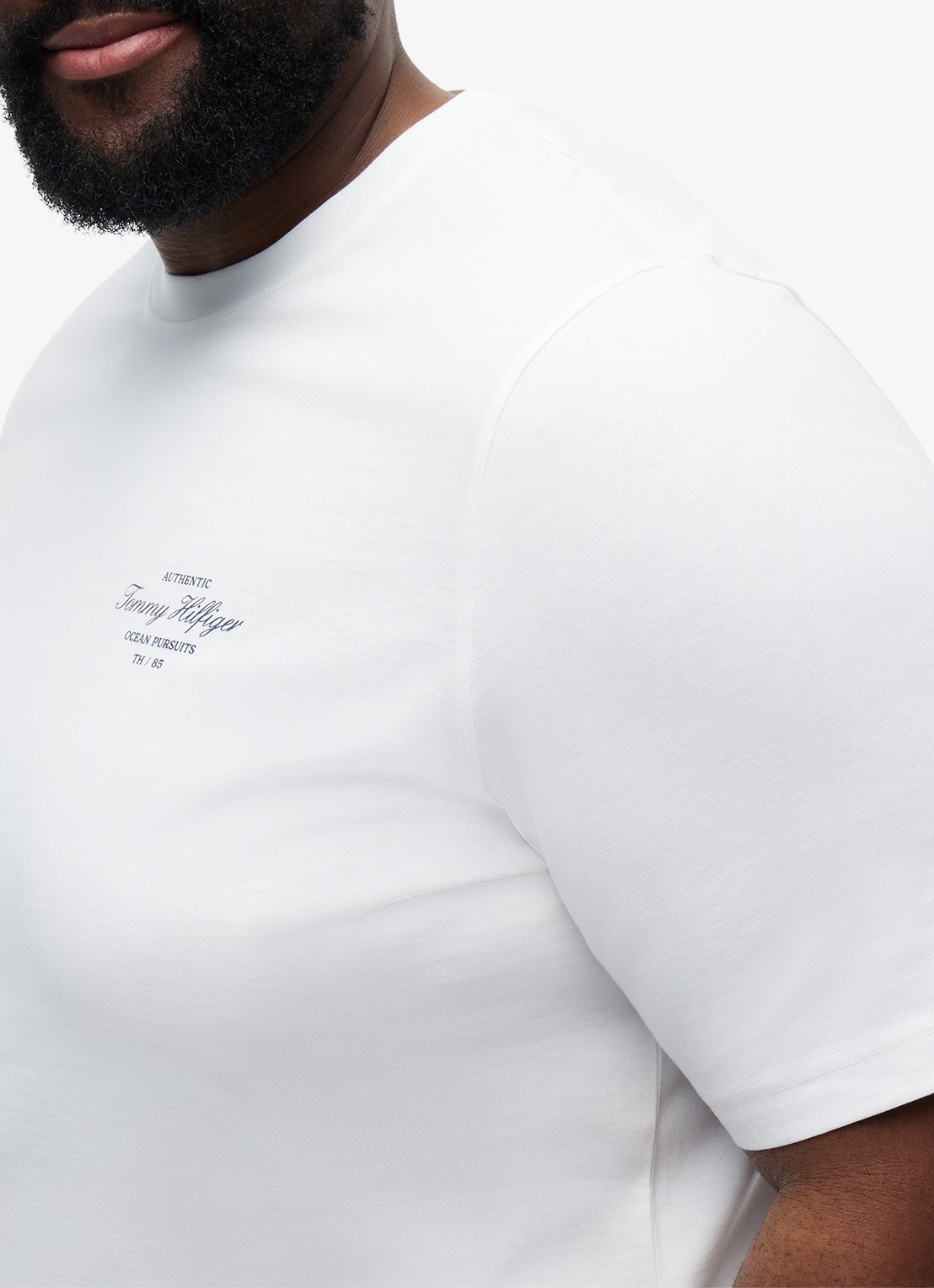 Tommy Hilfiger T-shirt met logo- en backprint - detail 5 wit