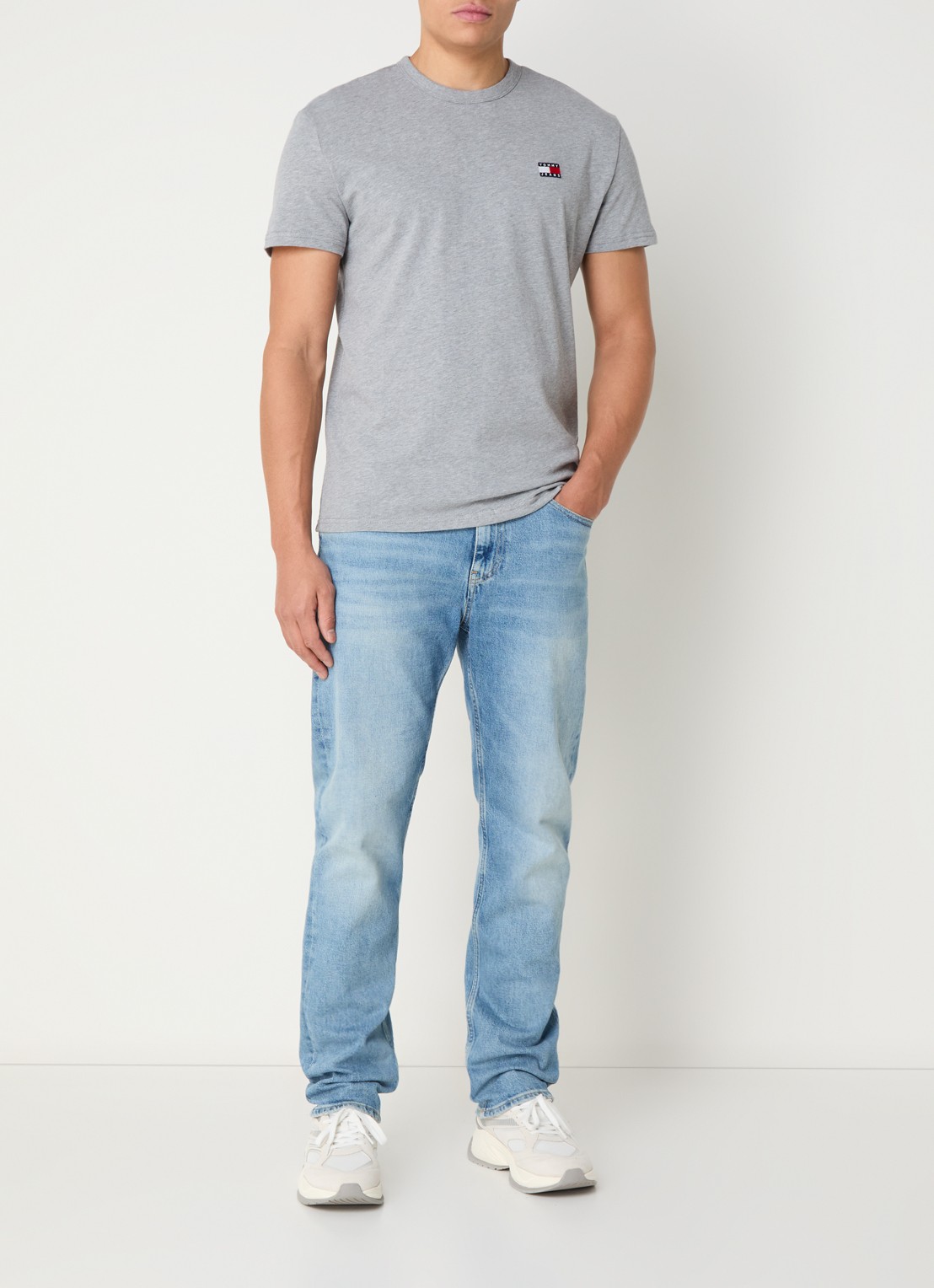 Tommy Hilfiger T-shirt met logo - voorkant 4 grijsmele