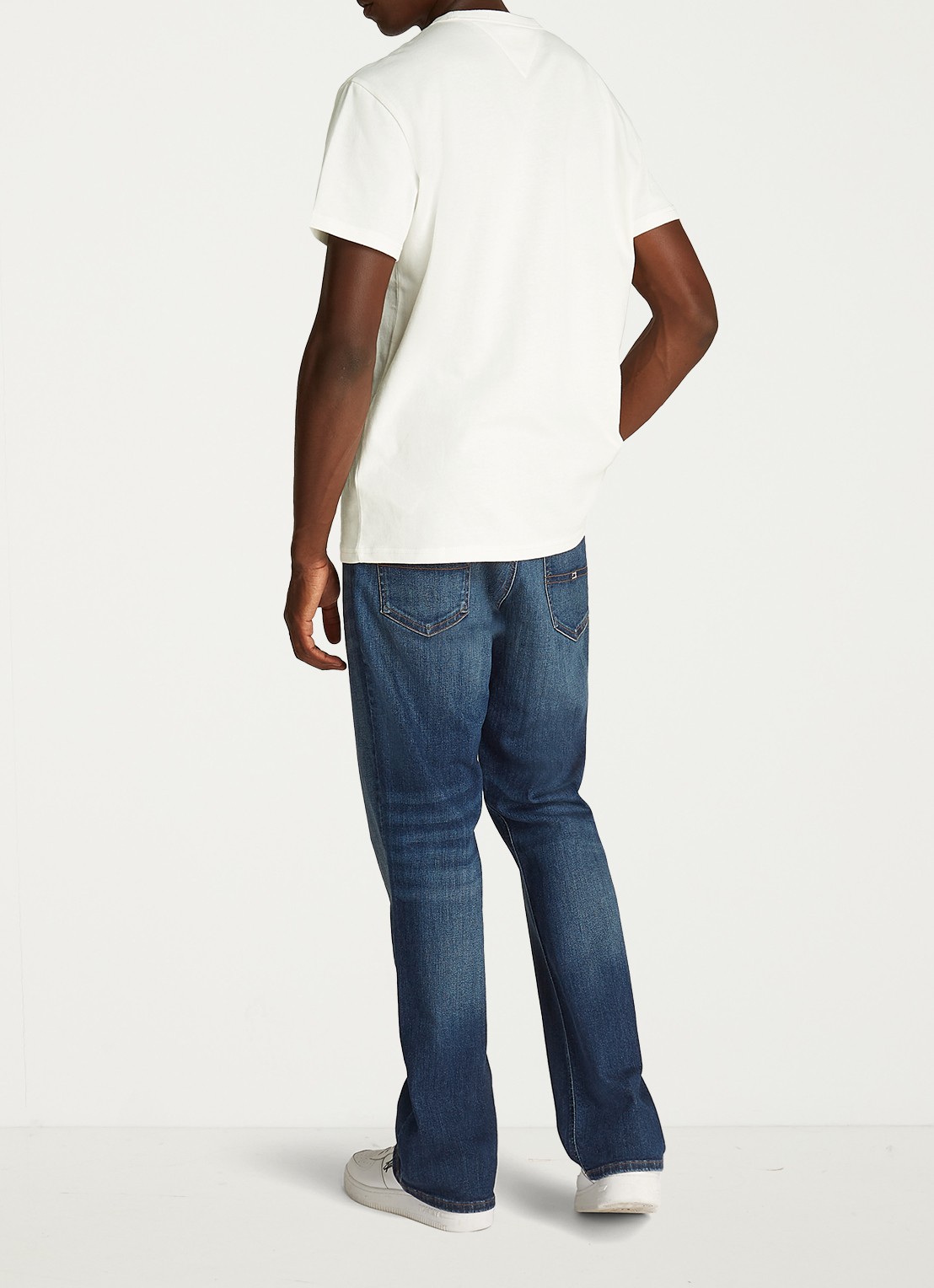 Tommy Hilfiger T-shirt met logo - achterkant 4 gebroken wit