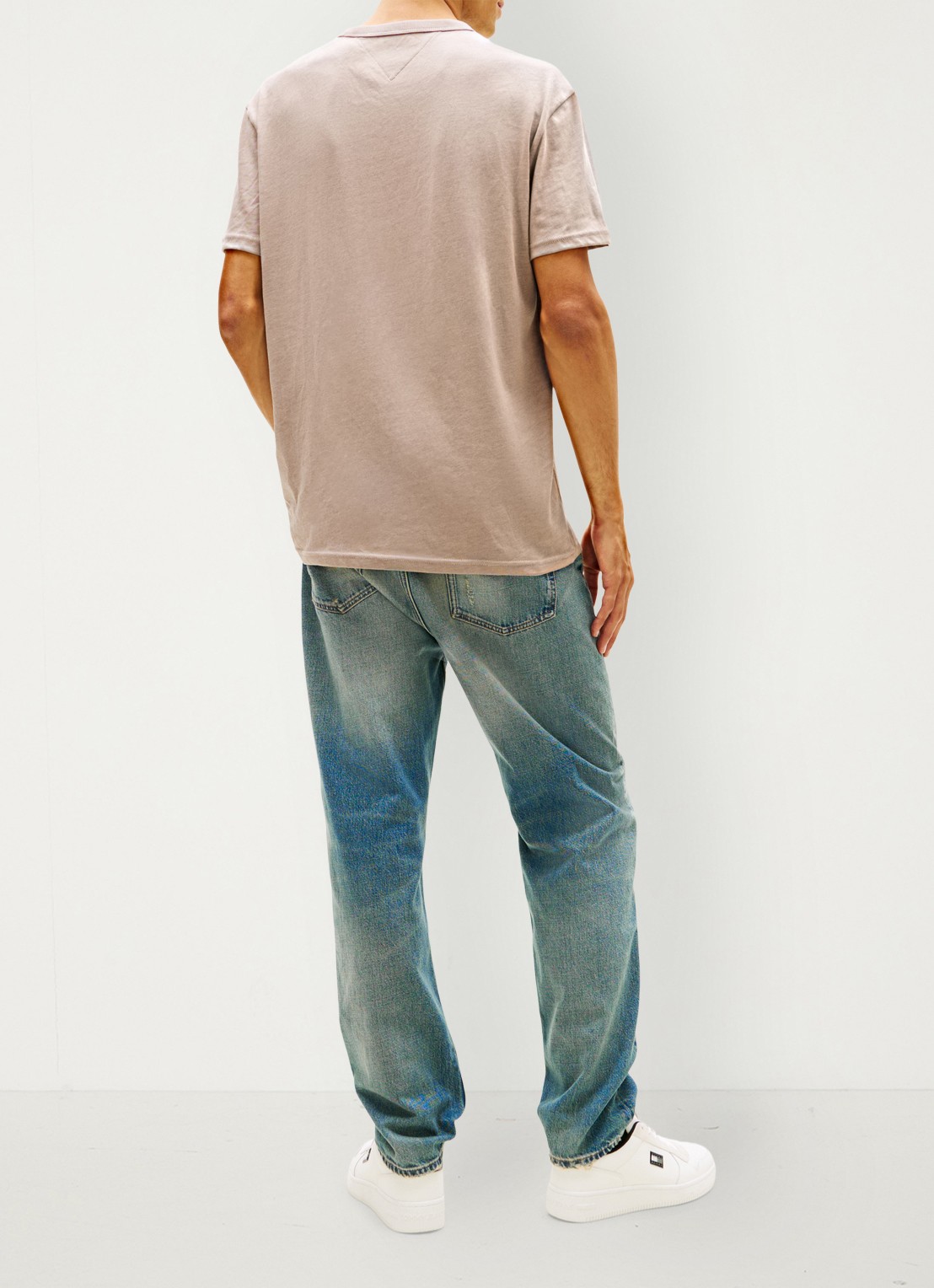 Tommy Hilfiger T-shirt met logo - achterkant 5 beige