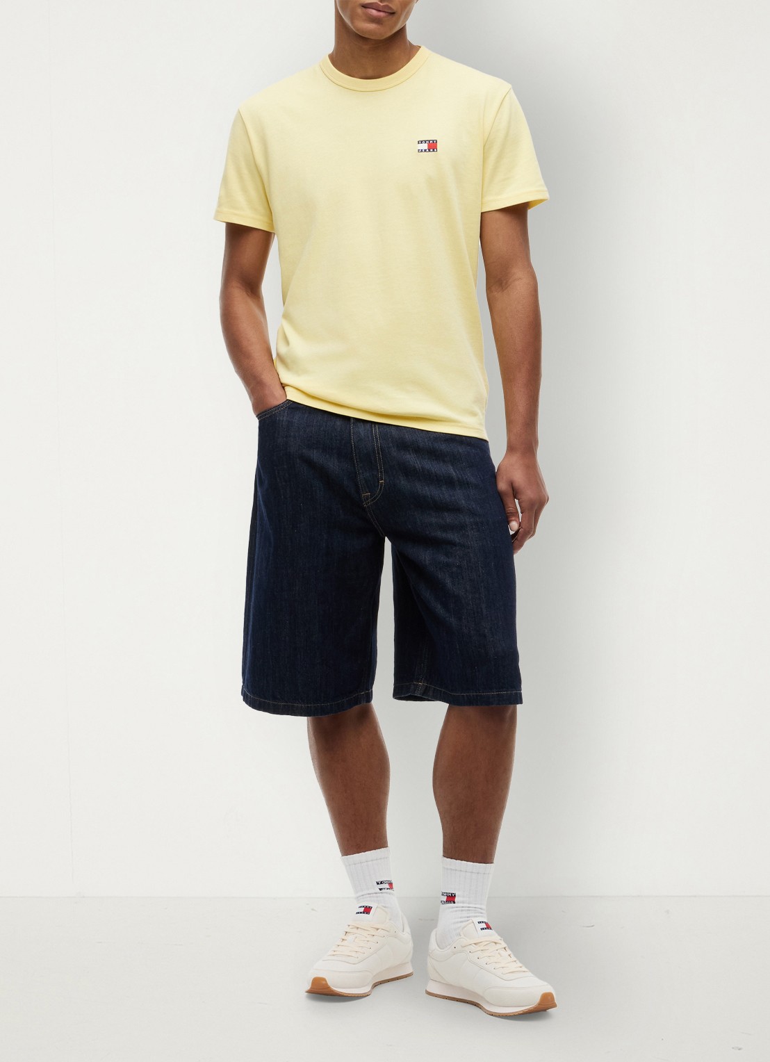 Tommy Hilfiger T-shirt met logo - voorkant 5 citronella-zf0 / geel