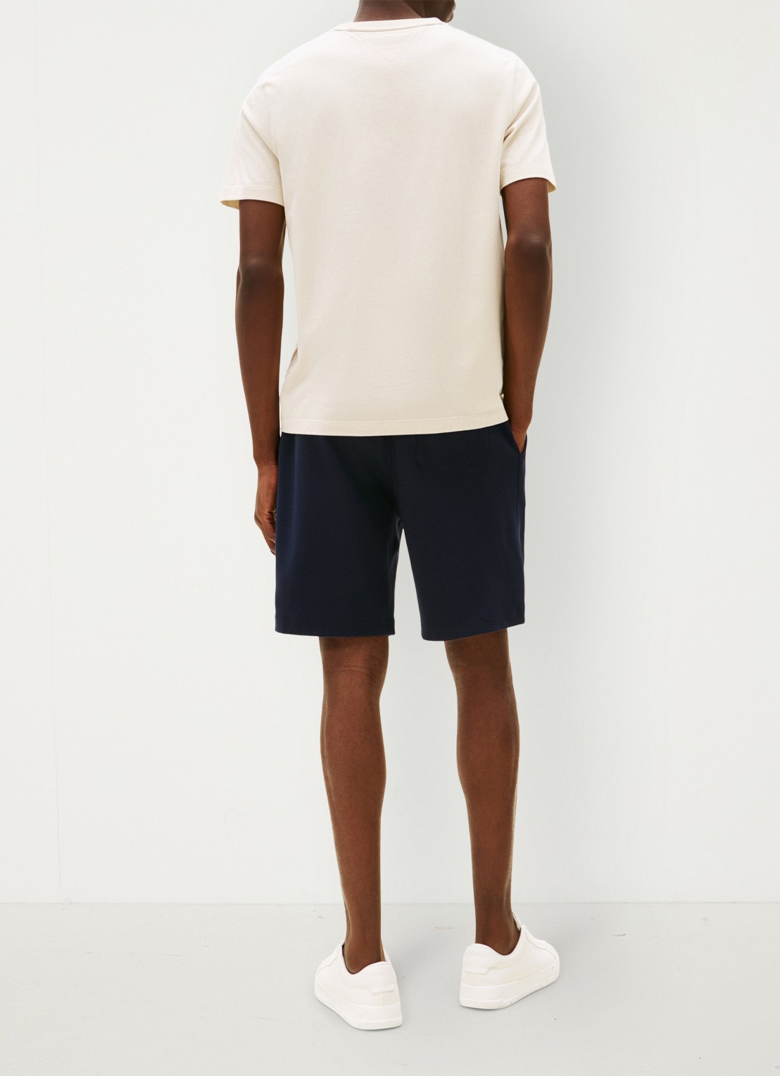 Tommy Hilfiger T-shirt met logo - achterkant 3 newsprint