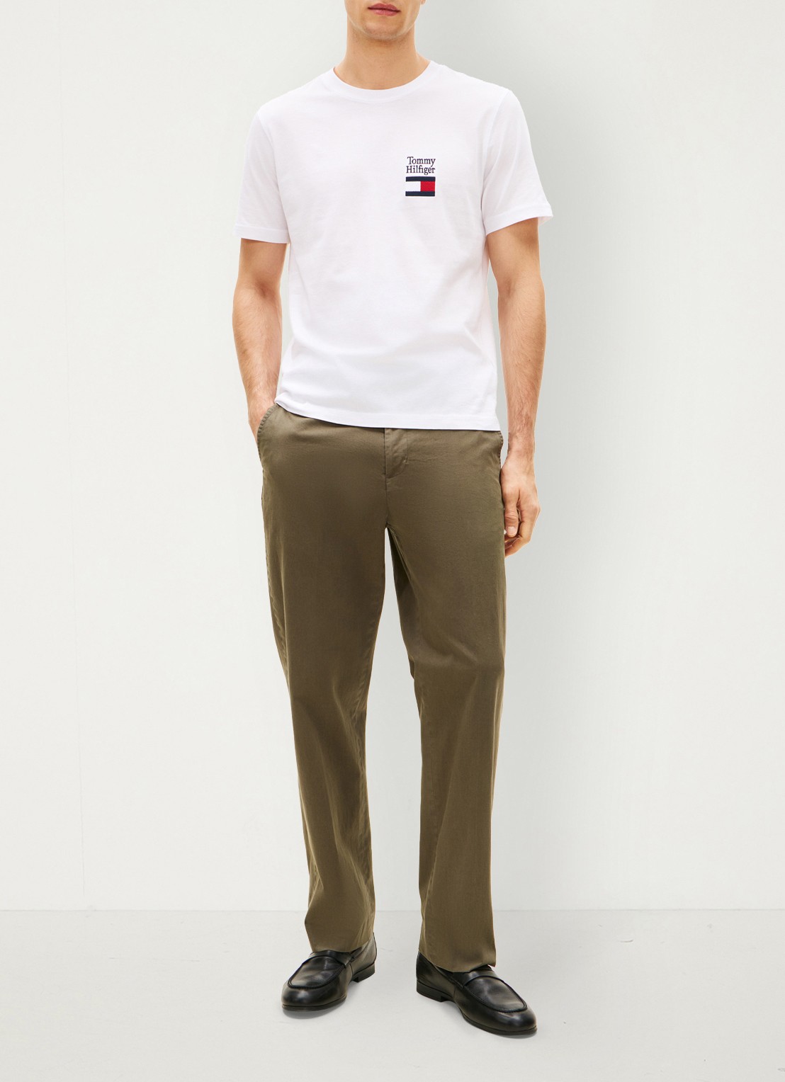 Tommy Hilfiger T-shirt met logo - voorkant 5 wit