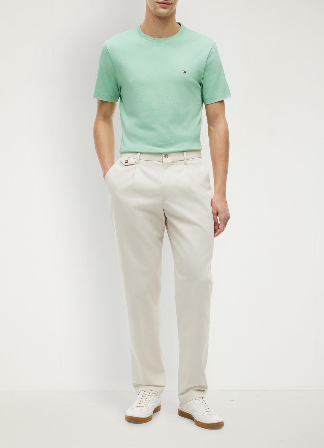 Tommy Hilfiger T-shirt met logo - voorkant 3 cut grass-l1a / groen