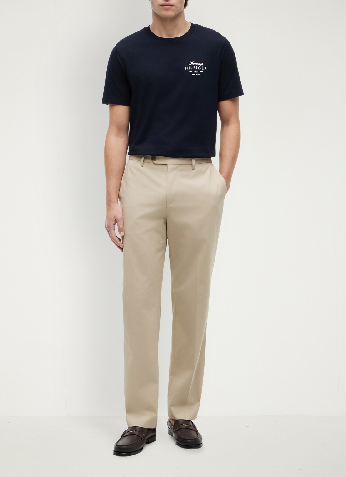 Tommy Hilfiger T-shirt met logo - voorkant 3 donkerblauw