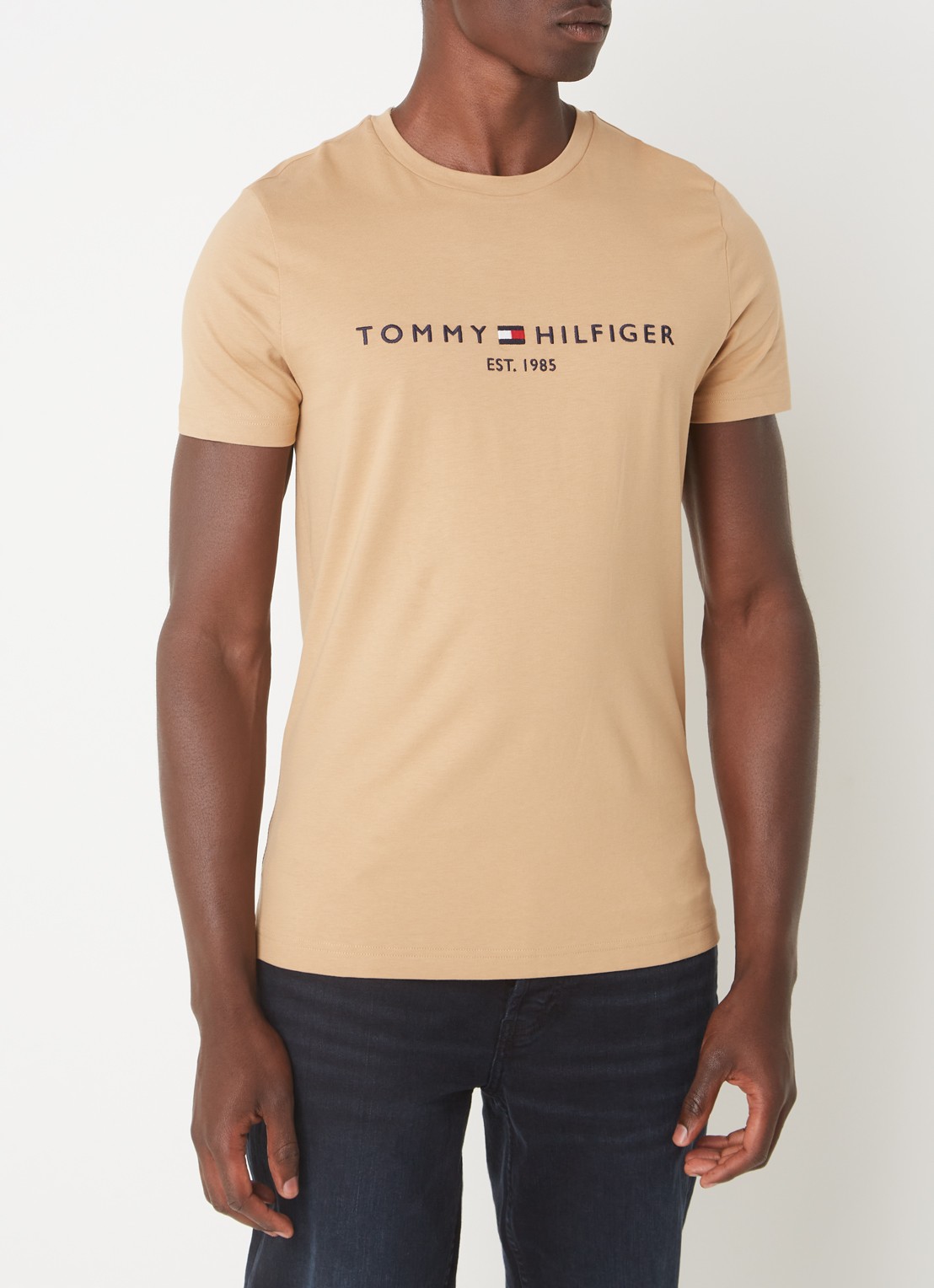 Tommy Hilfiger T-shirt met logoborduring  - detail 4 classic khaki / beige