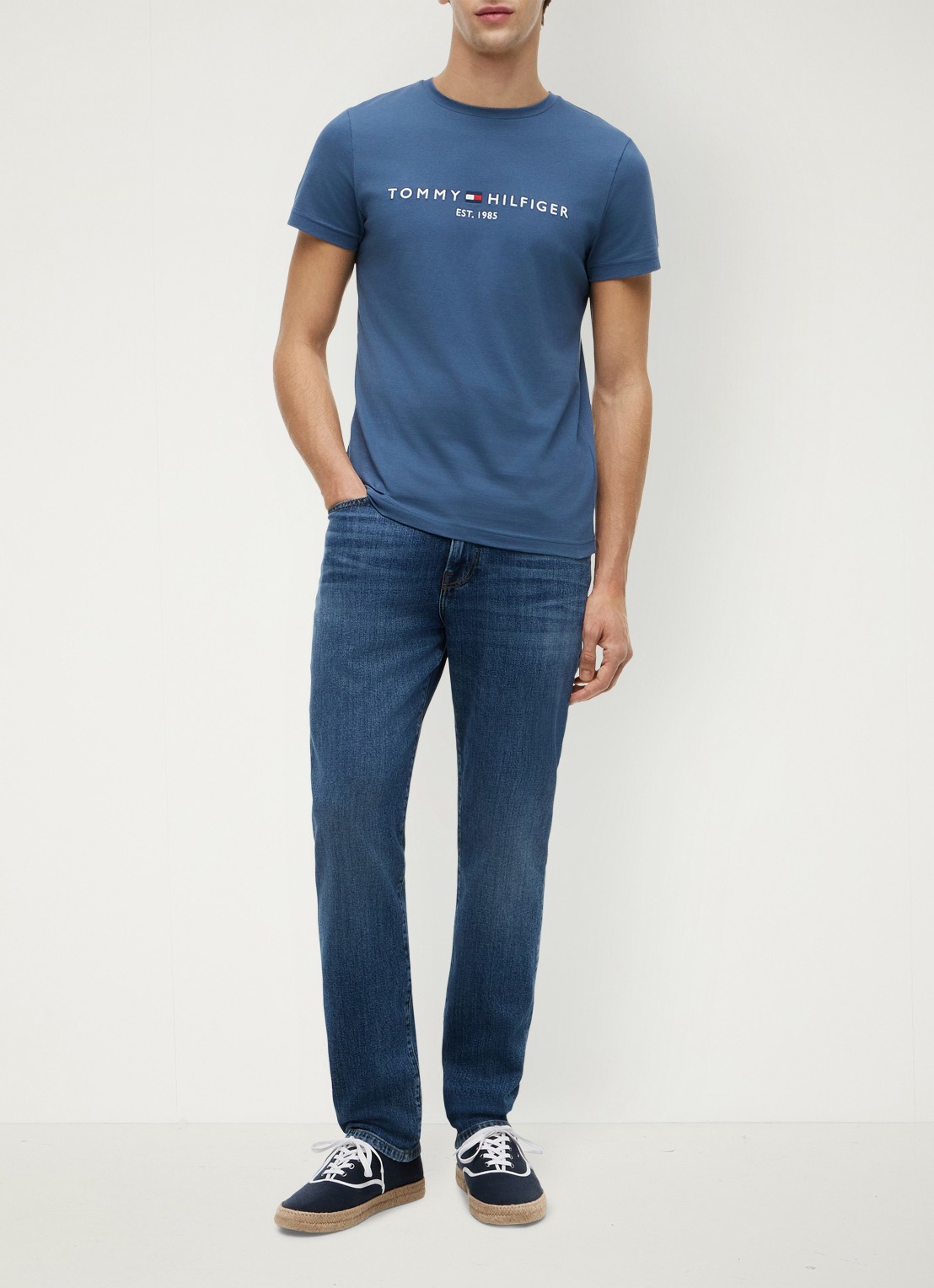Tommy Hilfiger T-shirt met logoborduring  - voorkant 4 aegean sea / blauw