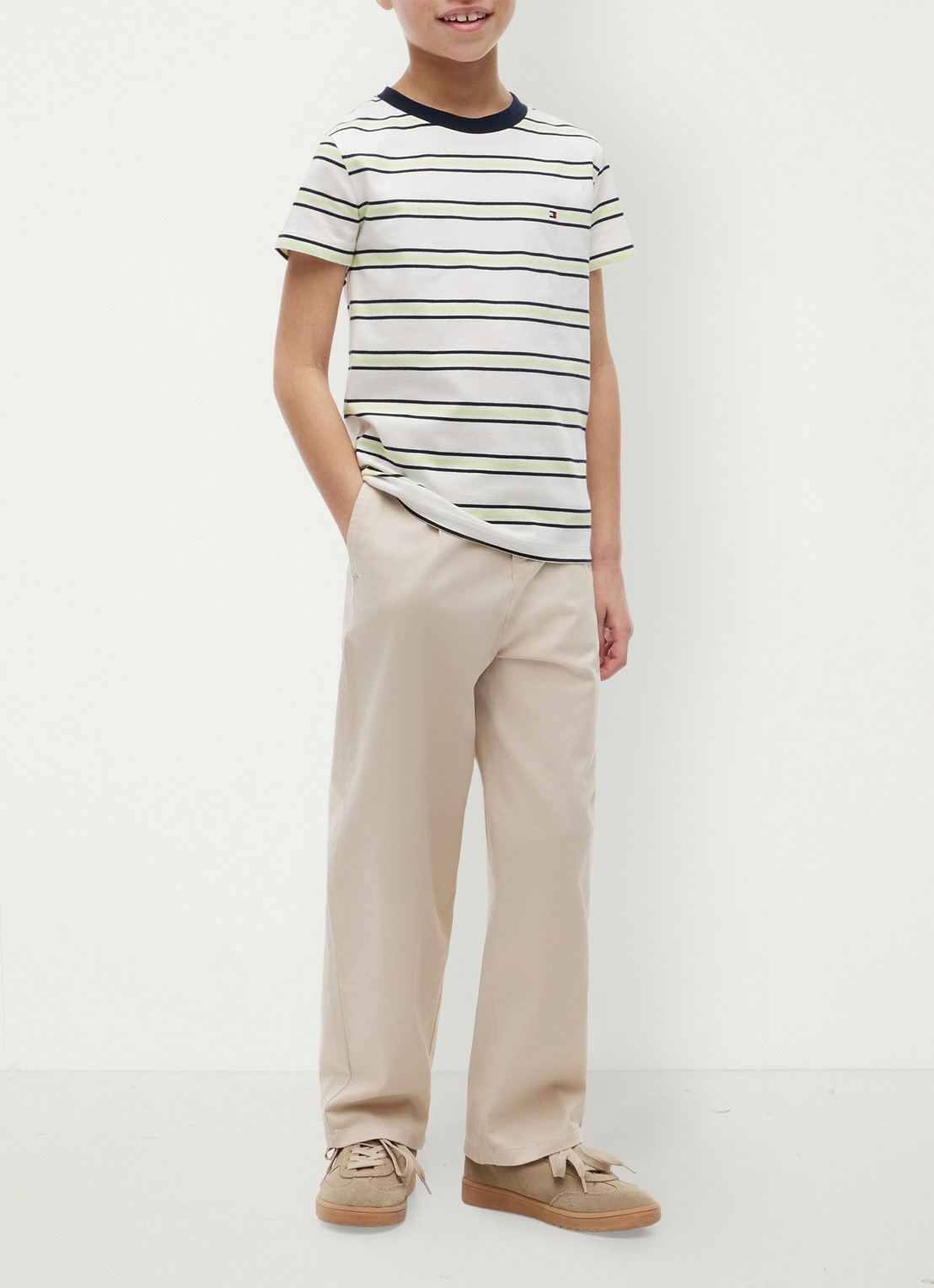 Tommy Hilfiger T-shirt met logoborduring - voorkant 2 multi stripe-0aa / multicolor