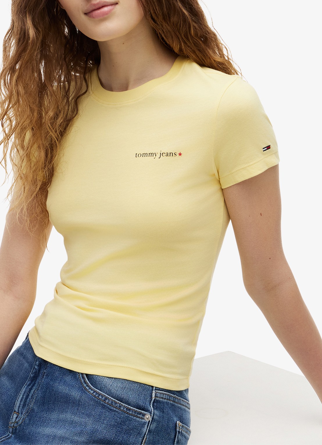 Tommy Hilfiger T-shirt met logoprint - detail 5 lichtgeel