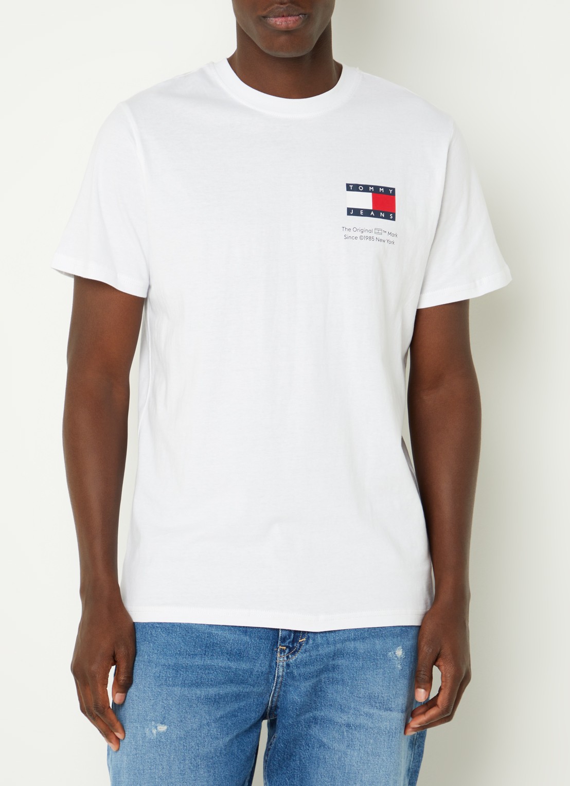 Tommy Hilfiger T-shirt met logoprint - detail 4 wit