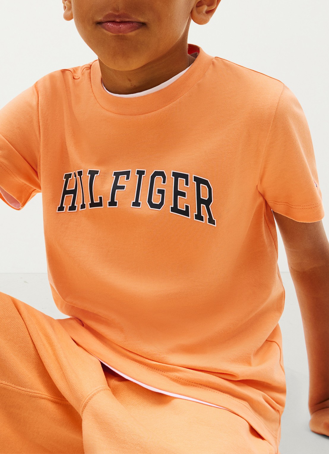 Tommy Hilfiger T-shirt met logoprint - detail 5 oranje