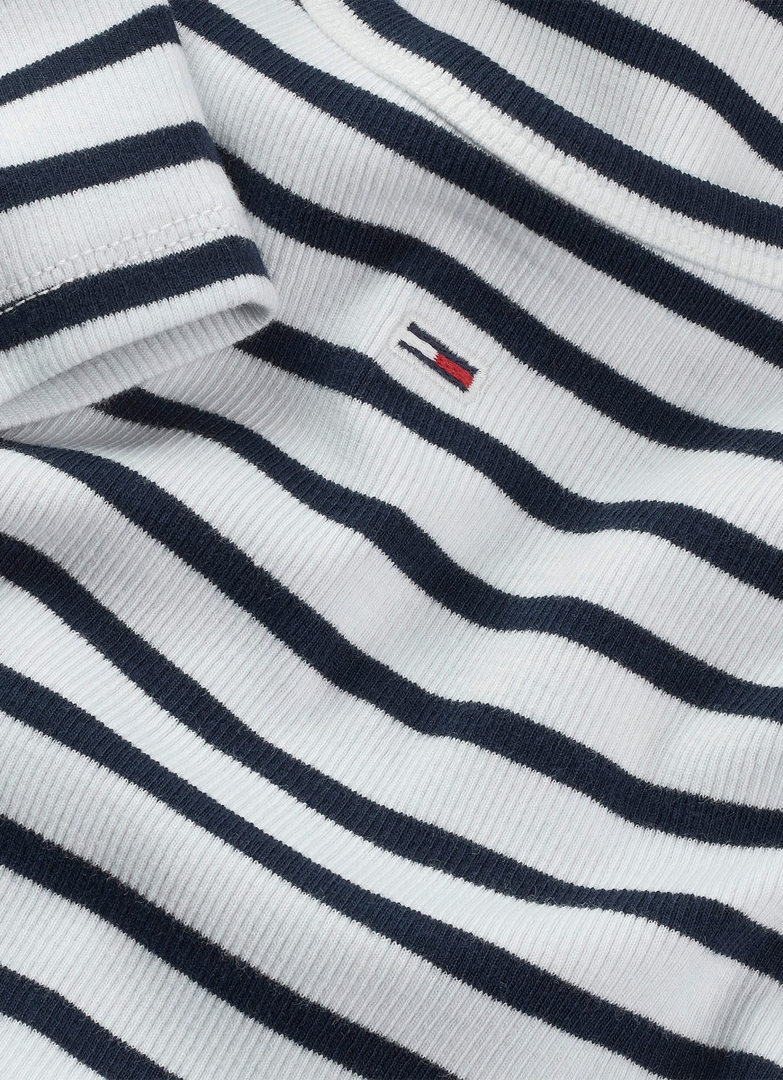 Tommy Hilfiger T-shirt met ribstructuur en logoborduring - detail 2 wit