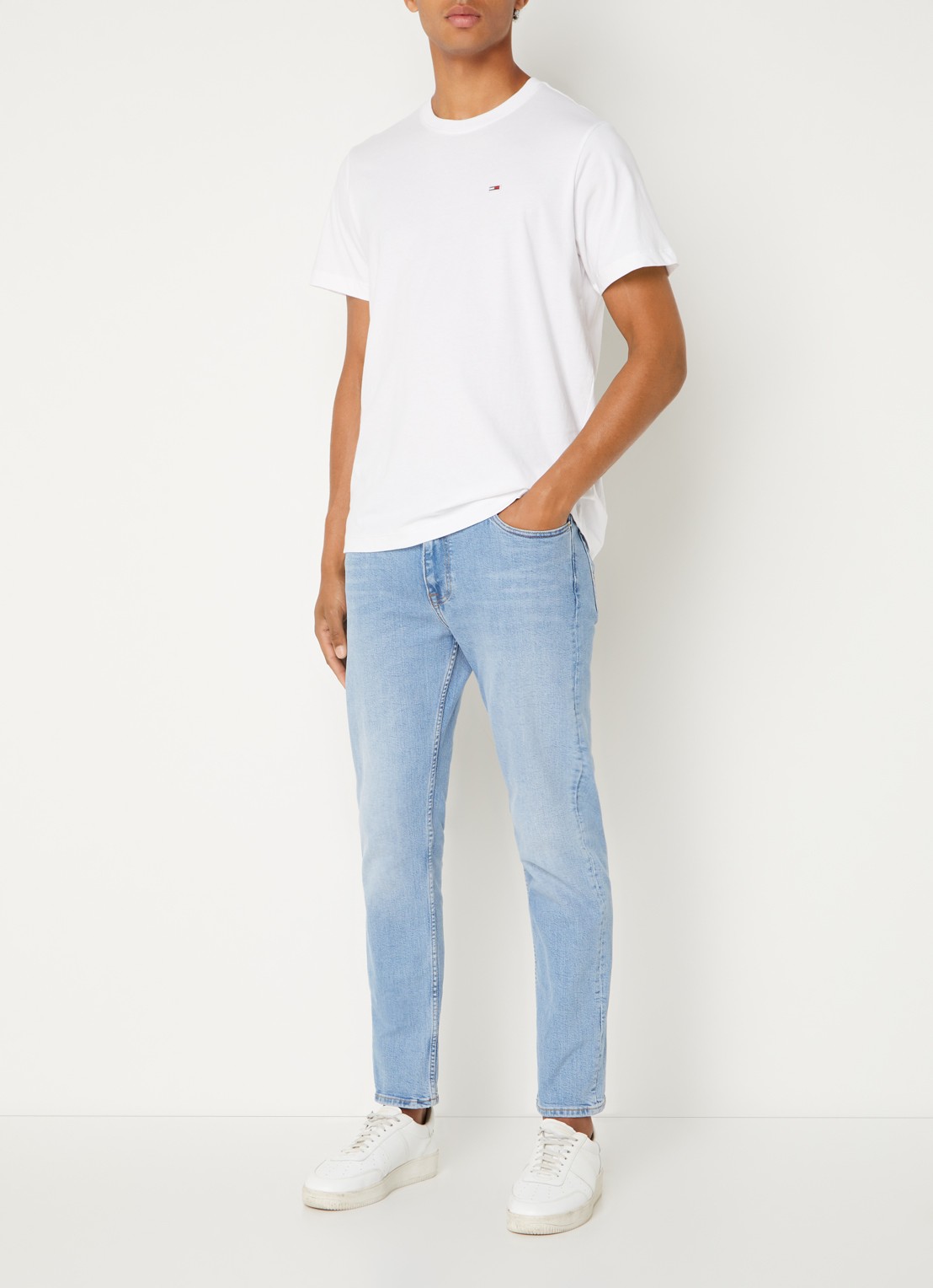 Tommy Hilfiger T-shirt van katoen met logo - voorkant 4 wit