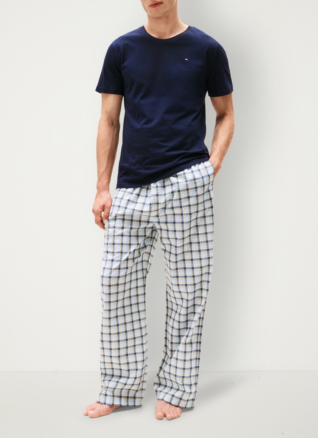 Tommy Hilfiger T-shirts met logo in 3-pack - voorkant 3 lindegroen