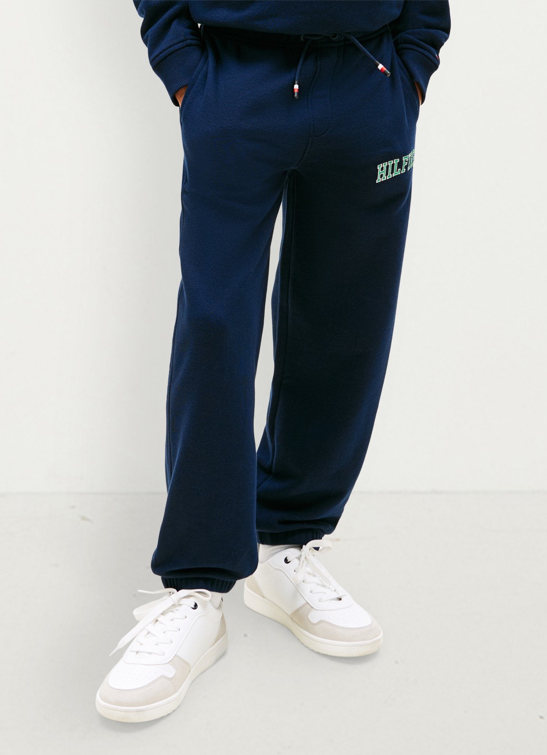 Tommy Hilfiger Tapered fit joggingsbroek met logo en steekzakken - detail 4 dark night navy-c1g