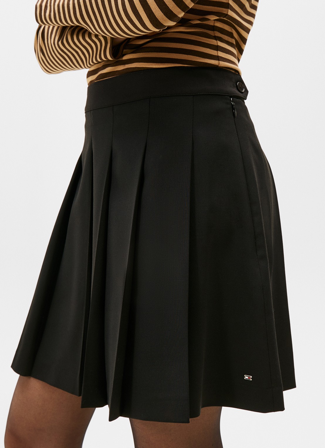 Tommy Hilfiger Timeless minirok in wolblend met plooien - detail 4 zwart