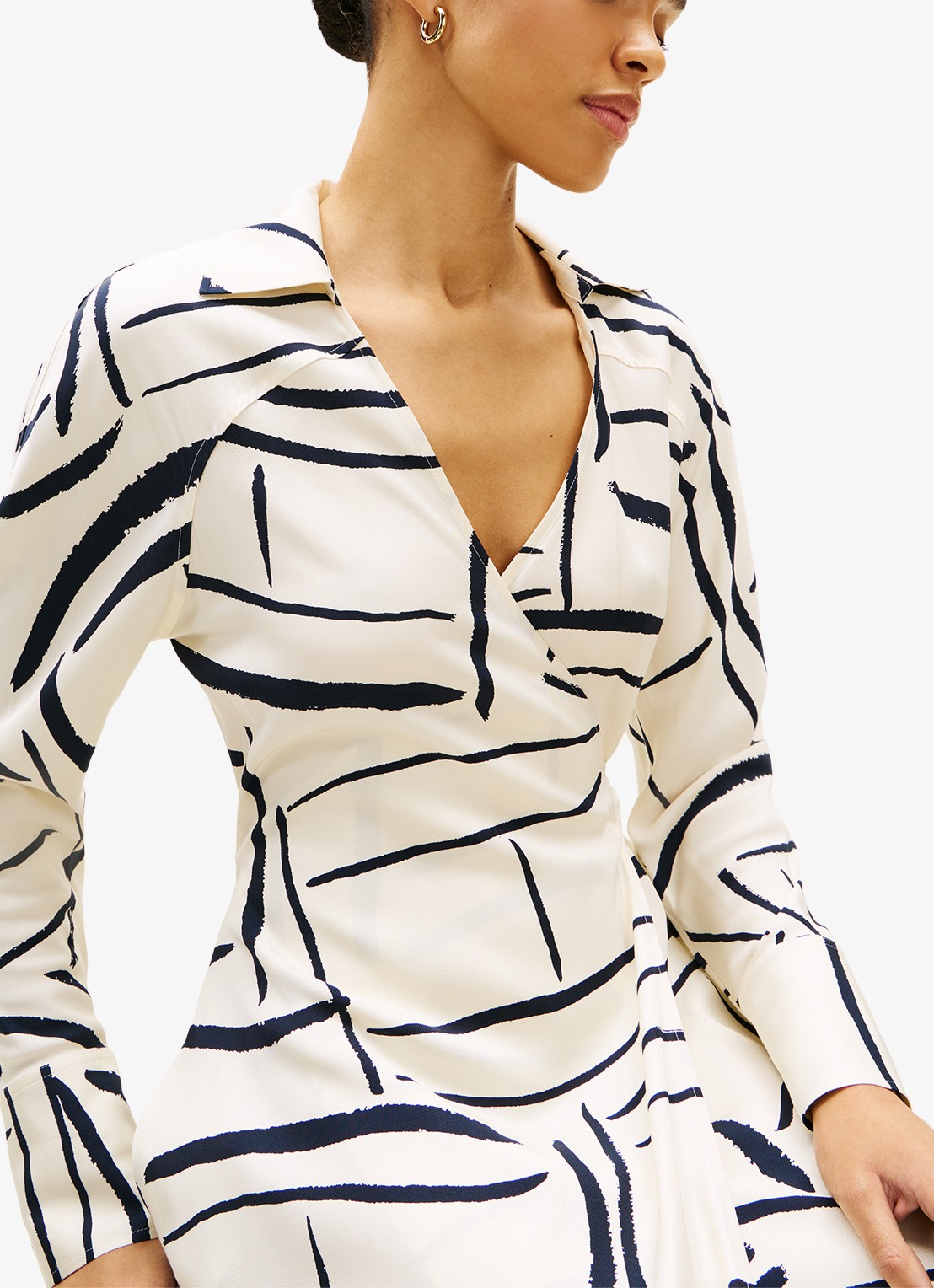 Tommy Hilfiger Wikkeljurk met grafische print - detail 4 multicolor