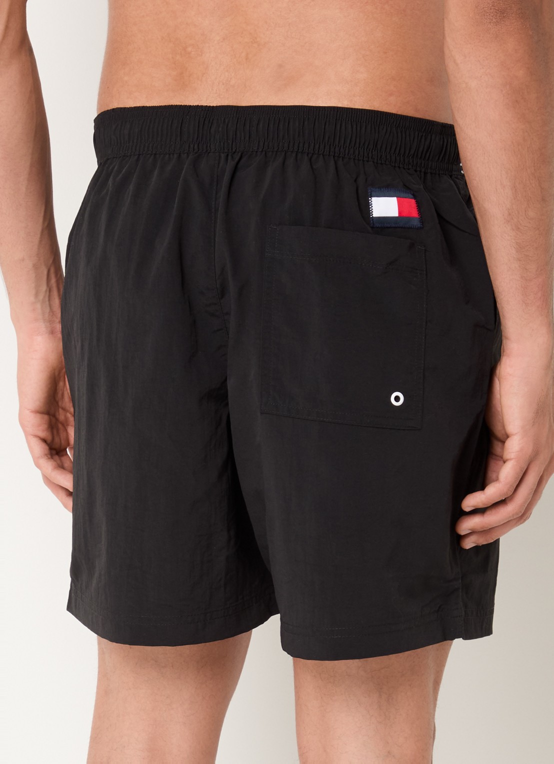 Tommy Hilfiger Zwemshorts met logoprint en steekzakken - achterkant zwart