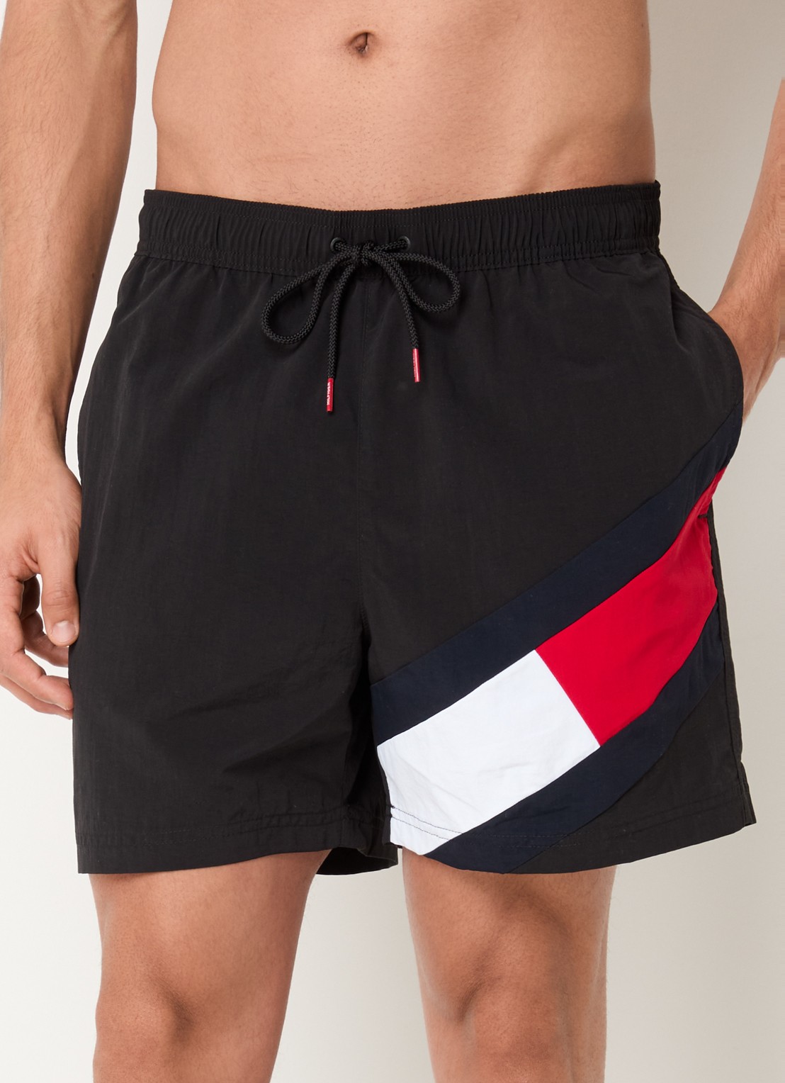 Tommy Hilfiger Zwemshorts met logoprint en steekzakken - detail 4 zwart