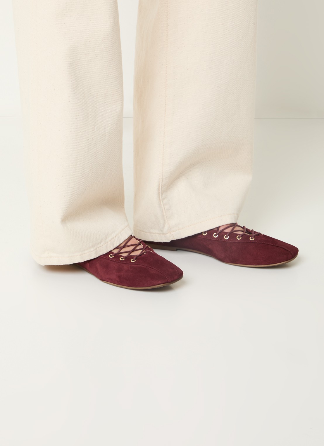 Toral Janis ballerina van suède - voorkant 6 bordeauxrood