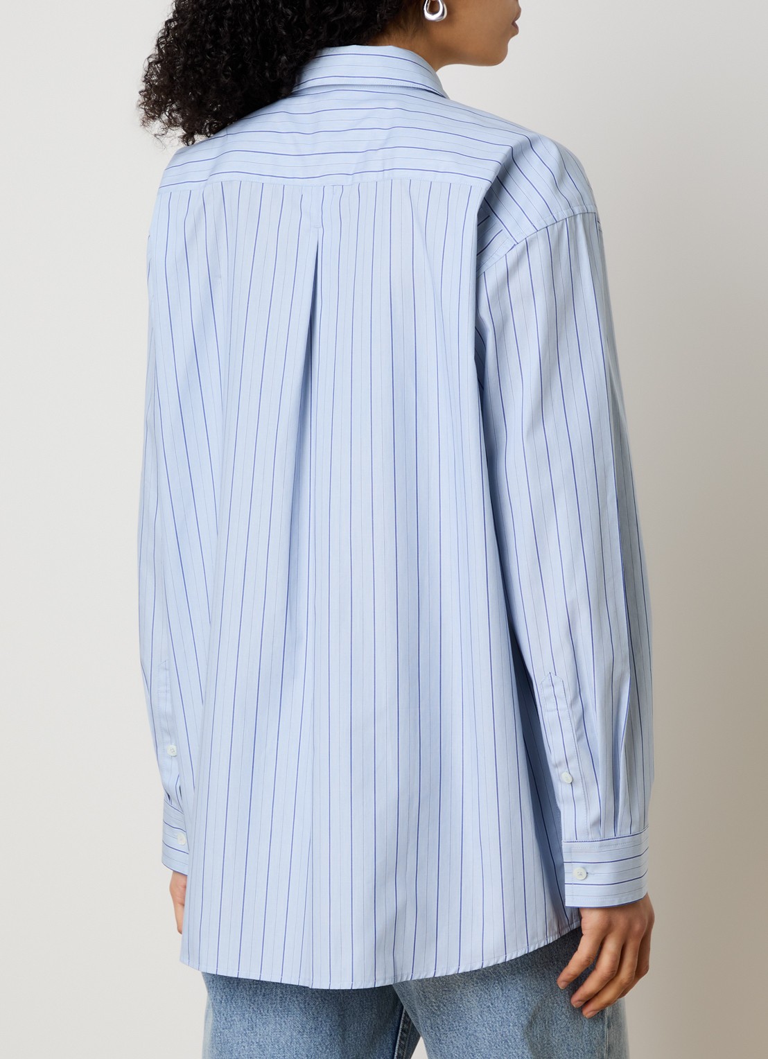 TOTEME Blouse met streepprint - achterkant 3 lichtblauw