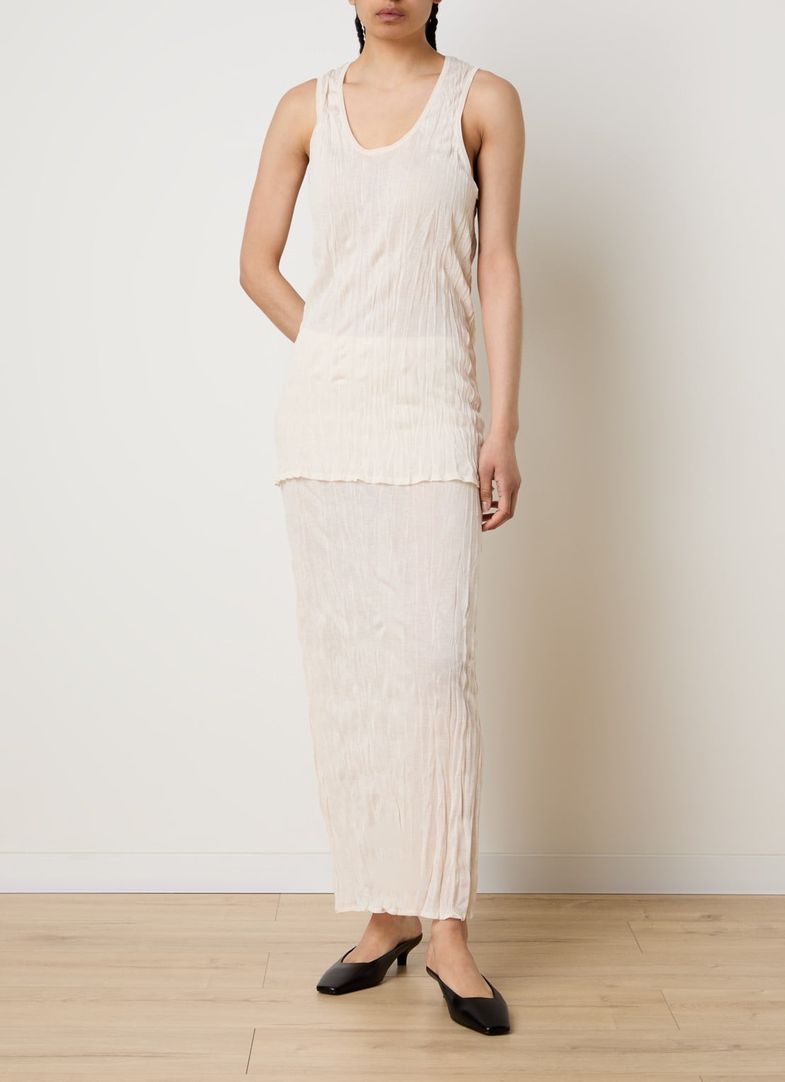 TOTEME High waist midi rok met plooien - voorkant 2 vanillegeel