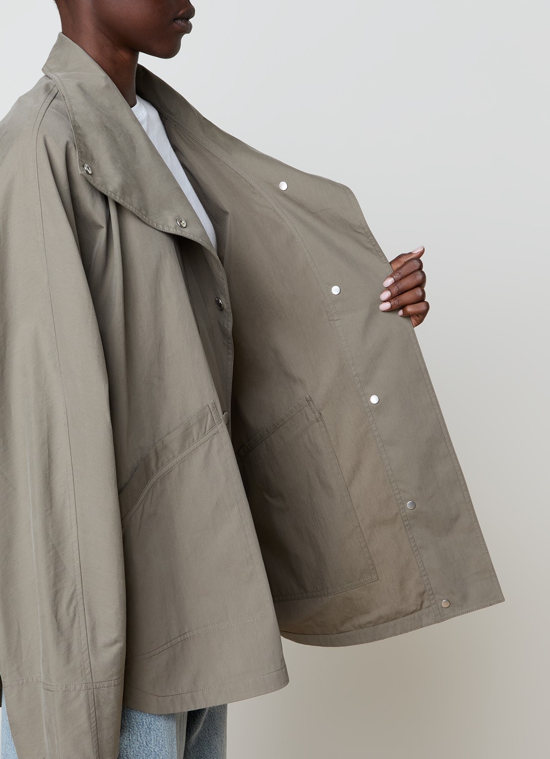 TOTEME Oversized windjack met steekzakken - detail 3 bronsgroen