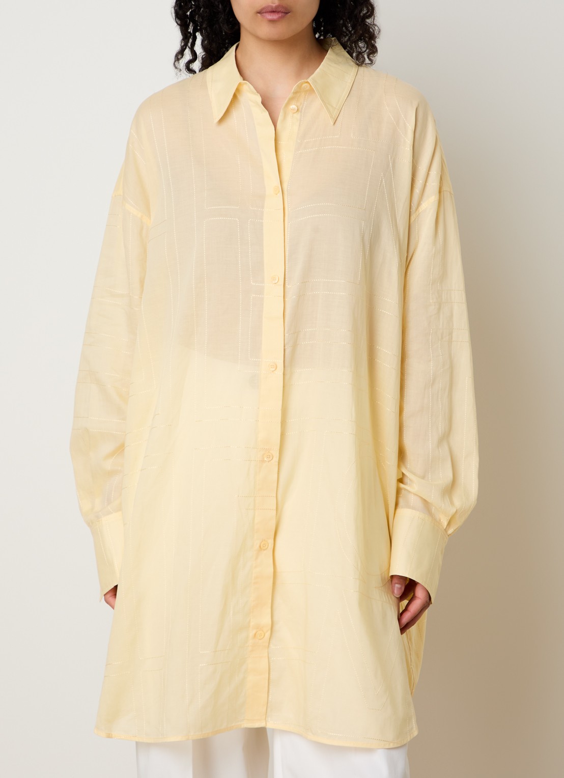 TOTEME Semi-transparante longline blouse  - detail 3 lichtgeel
